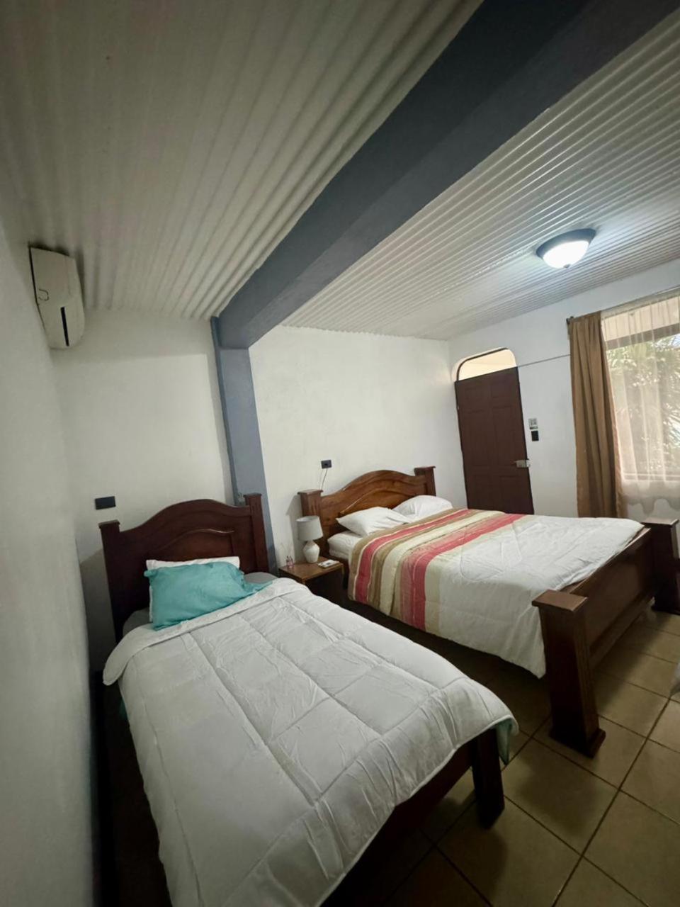 Twin Room photo 2
