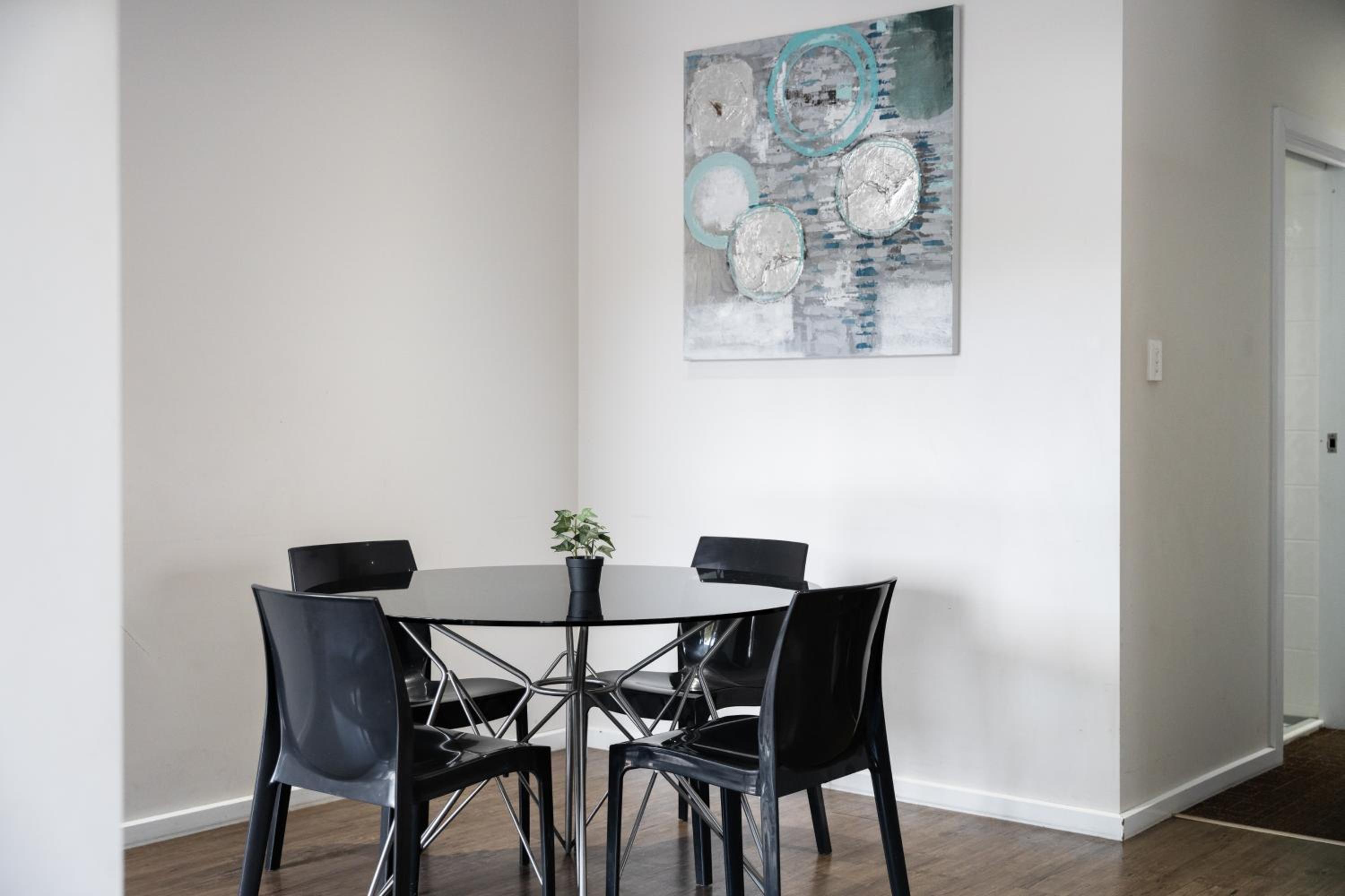 2 Bedroom Family Unit (Sleeps 6) - Photo 4
