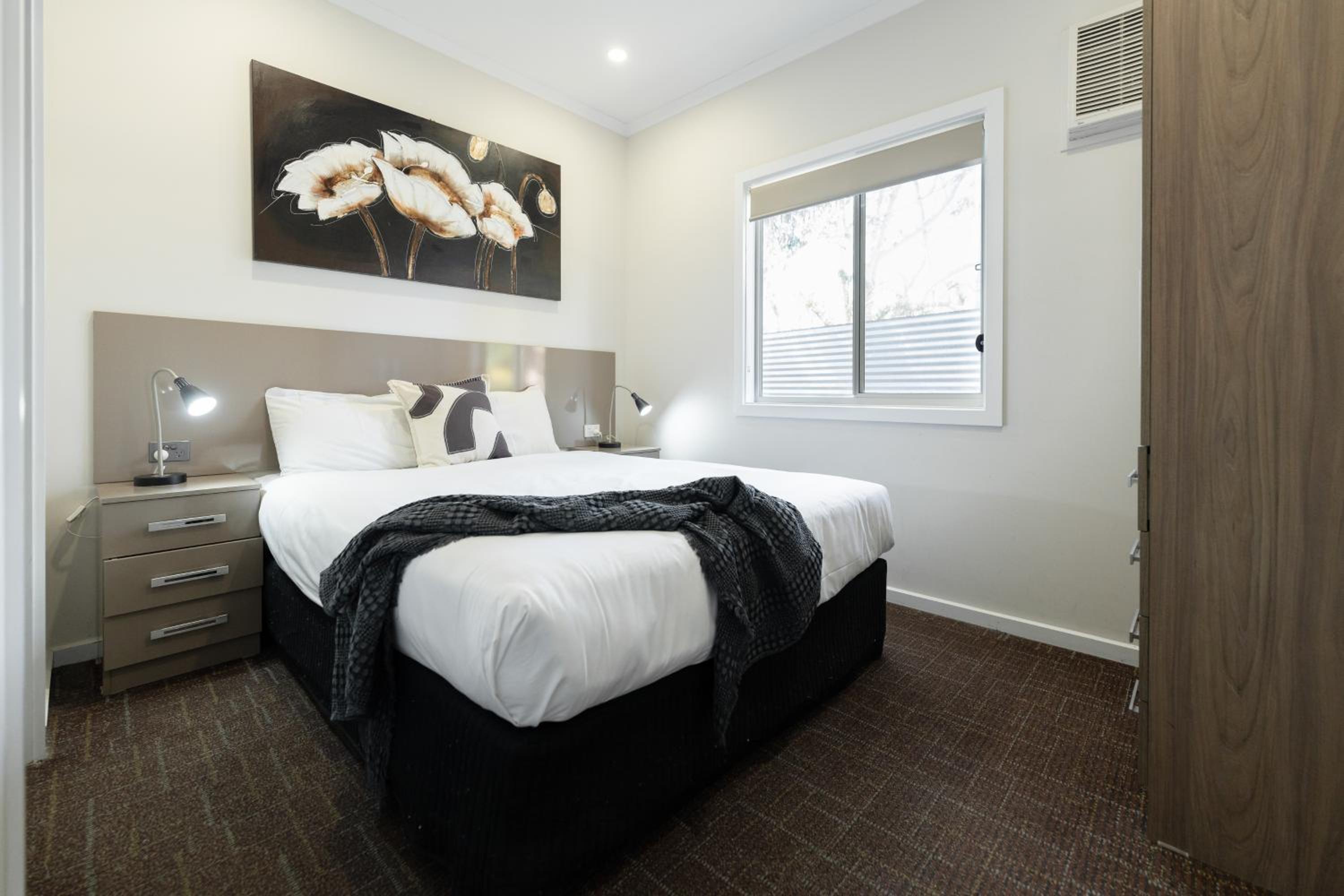 Two-Bedroom Villa - Photo 1