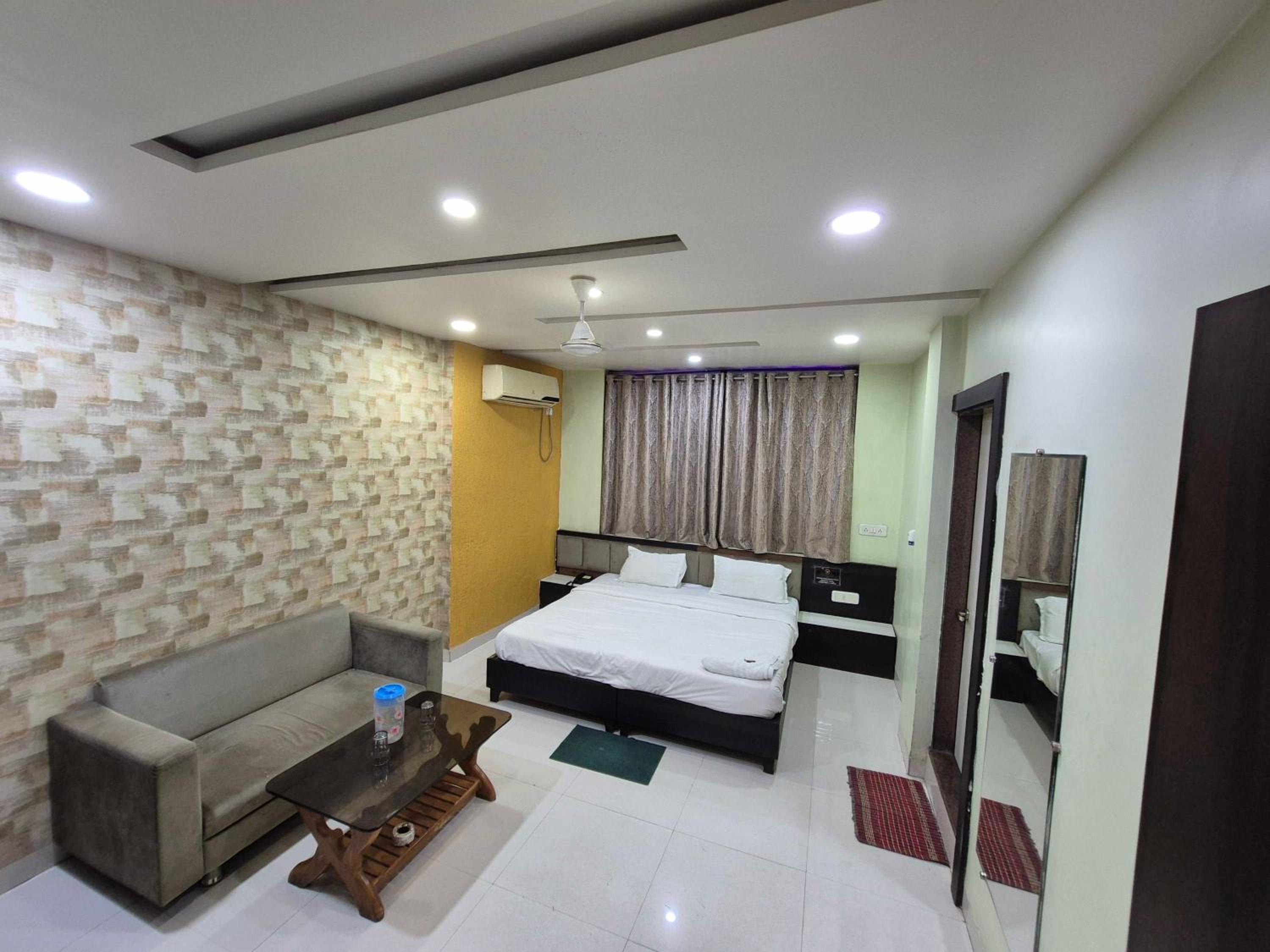 Classic Triple Room photo 3