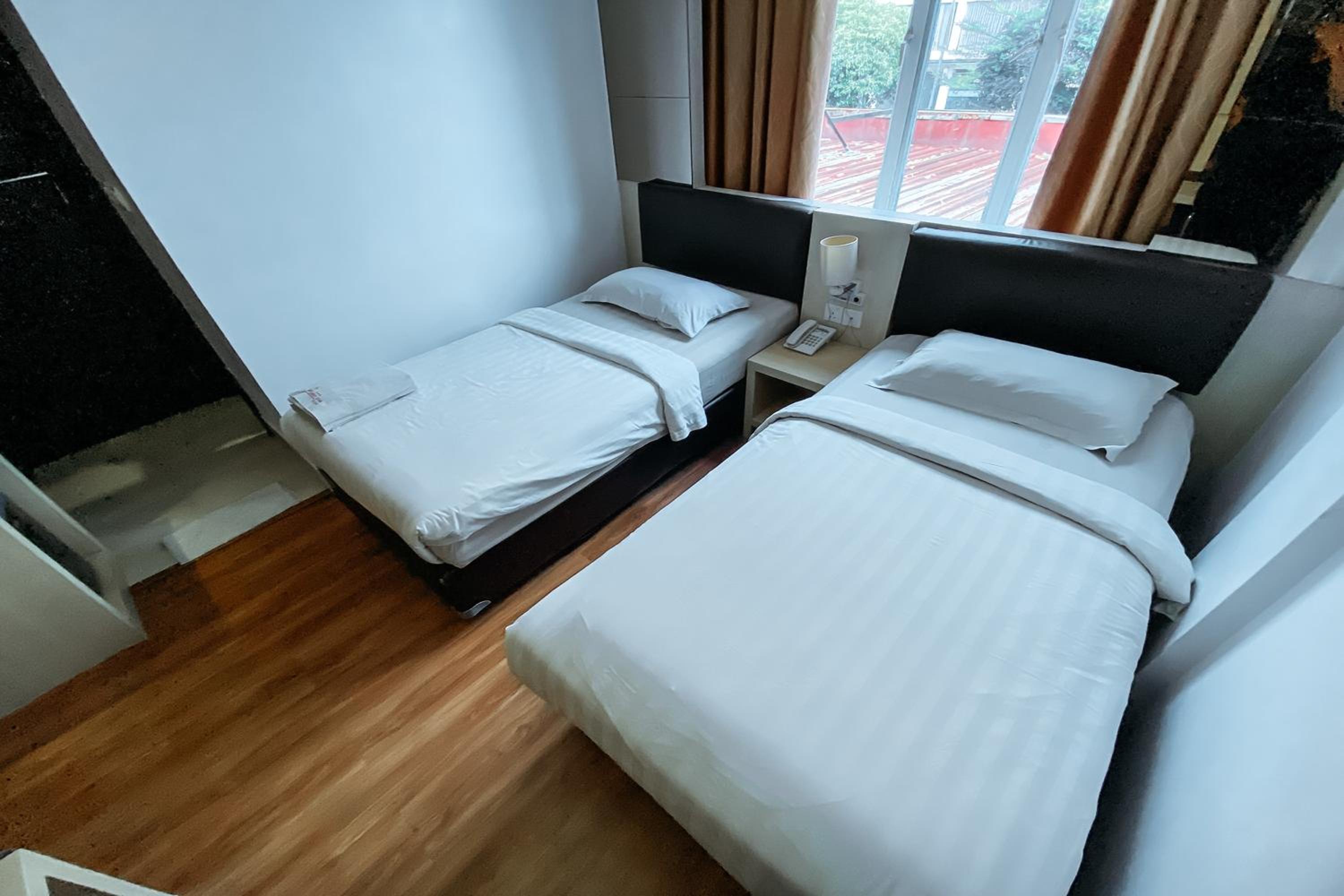 Superior Twin Room photo 3
