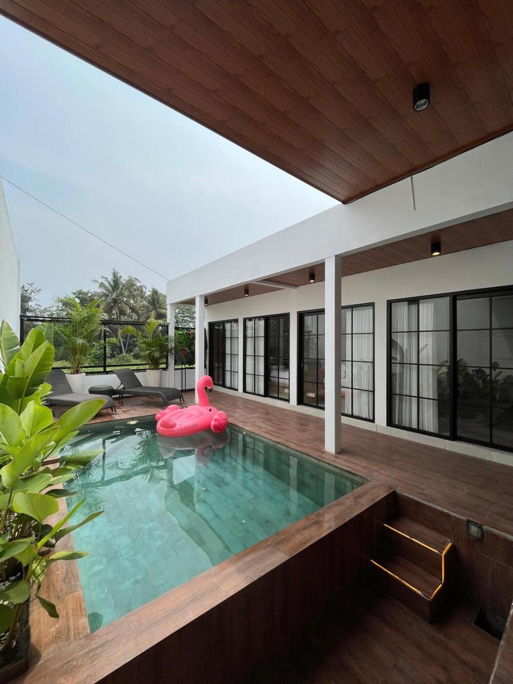 Two-Bedroom Villa photo 2