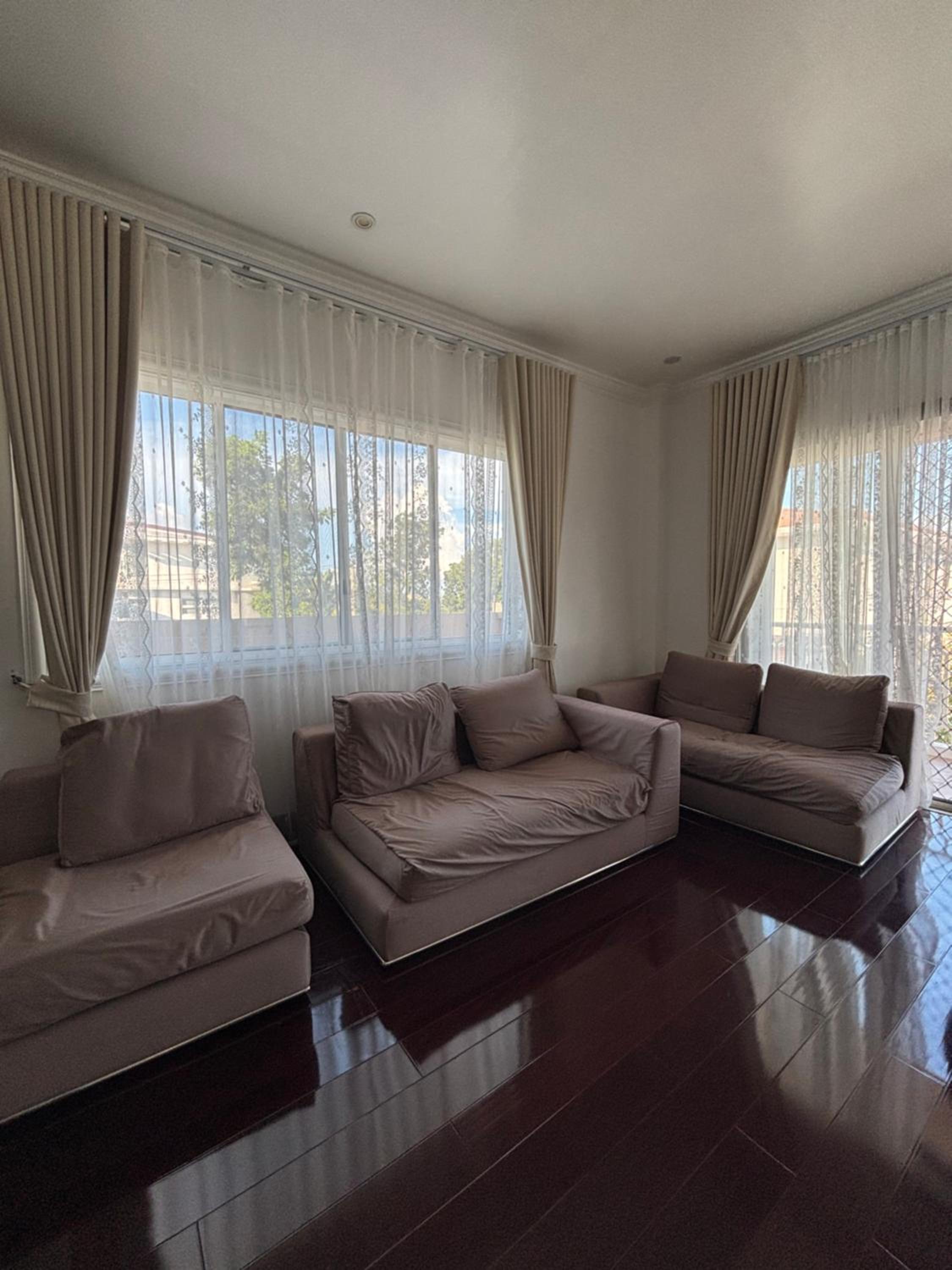 King Suite With Balcony photo 2