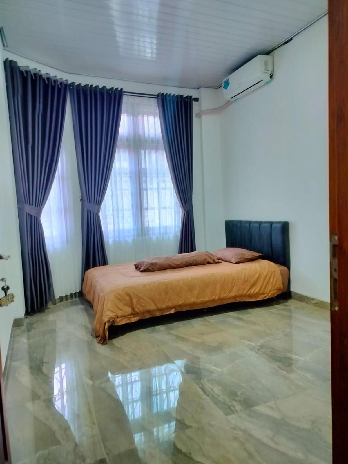One-Bedroom House photo 2