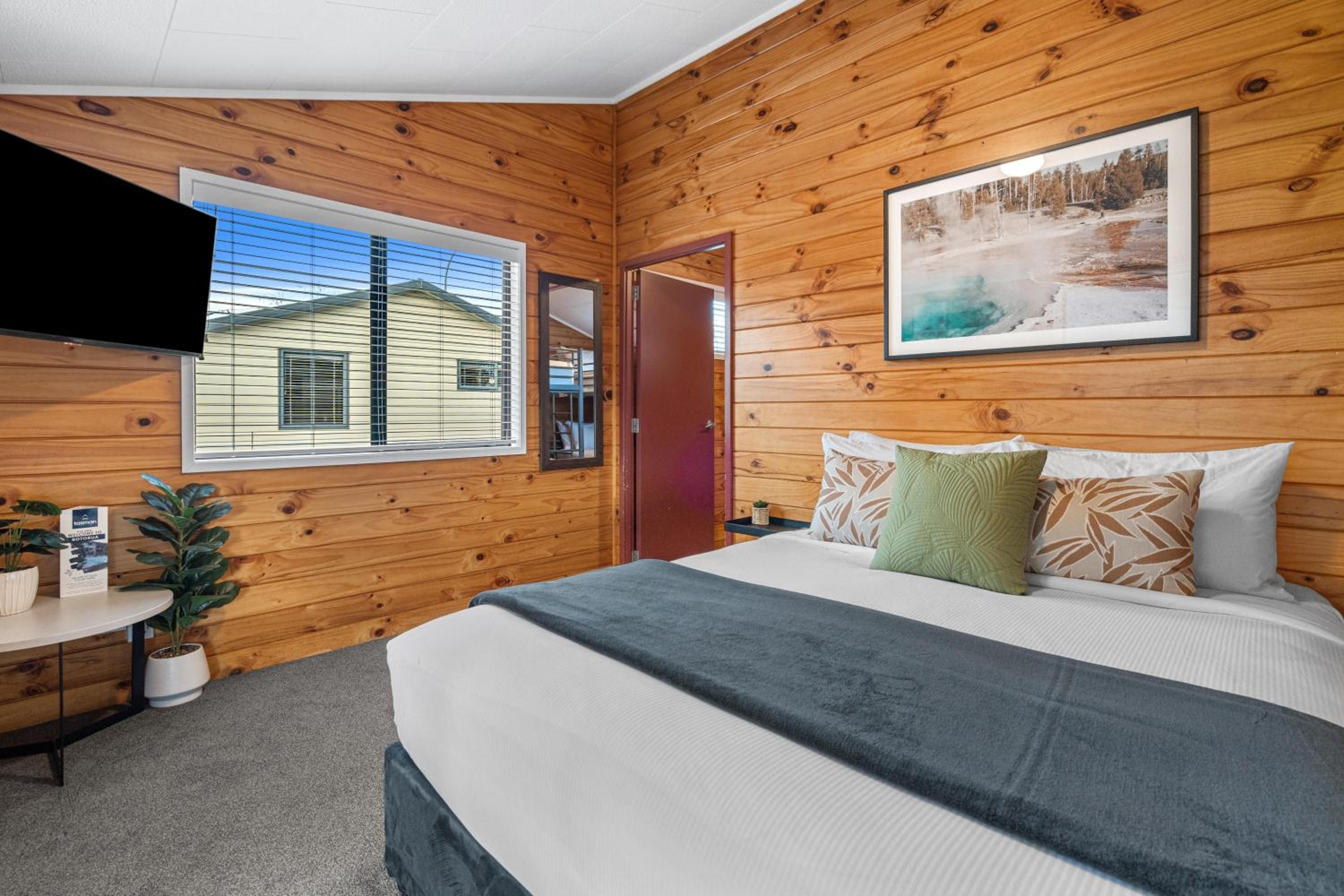 Standard Cabin photo 3