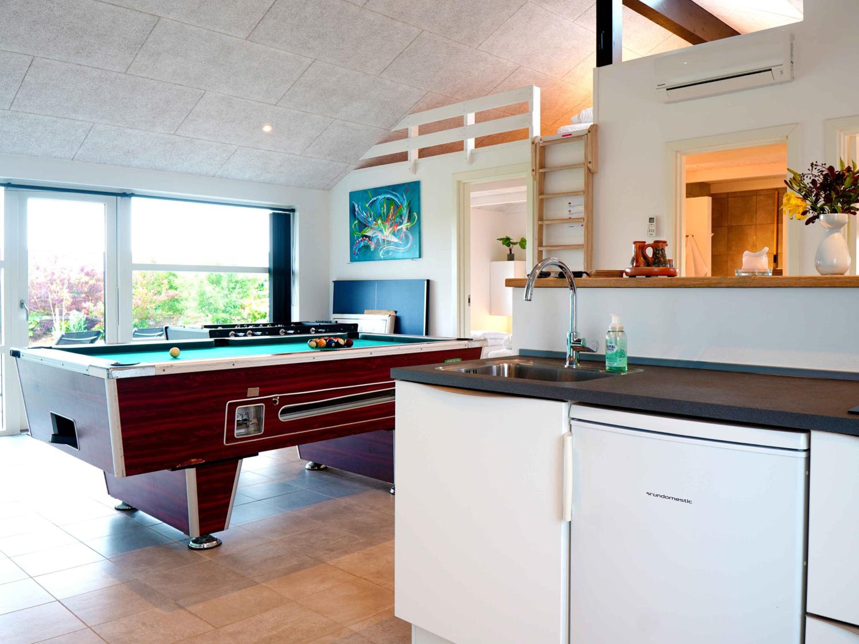 Four-Bedroom Holiday Home photo 1