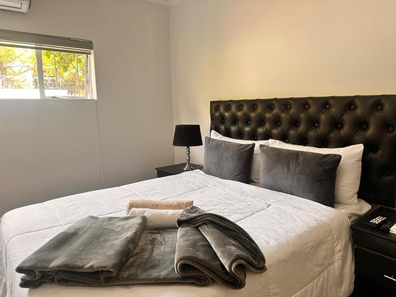 Deluxe Double Room photo 3