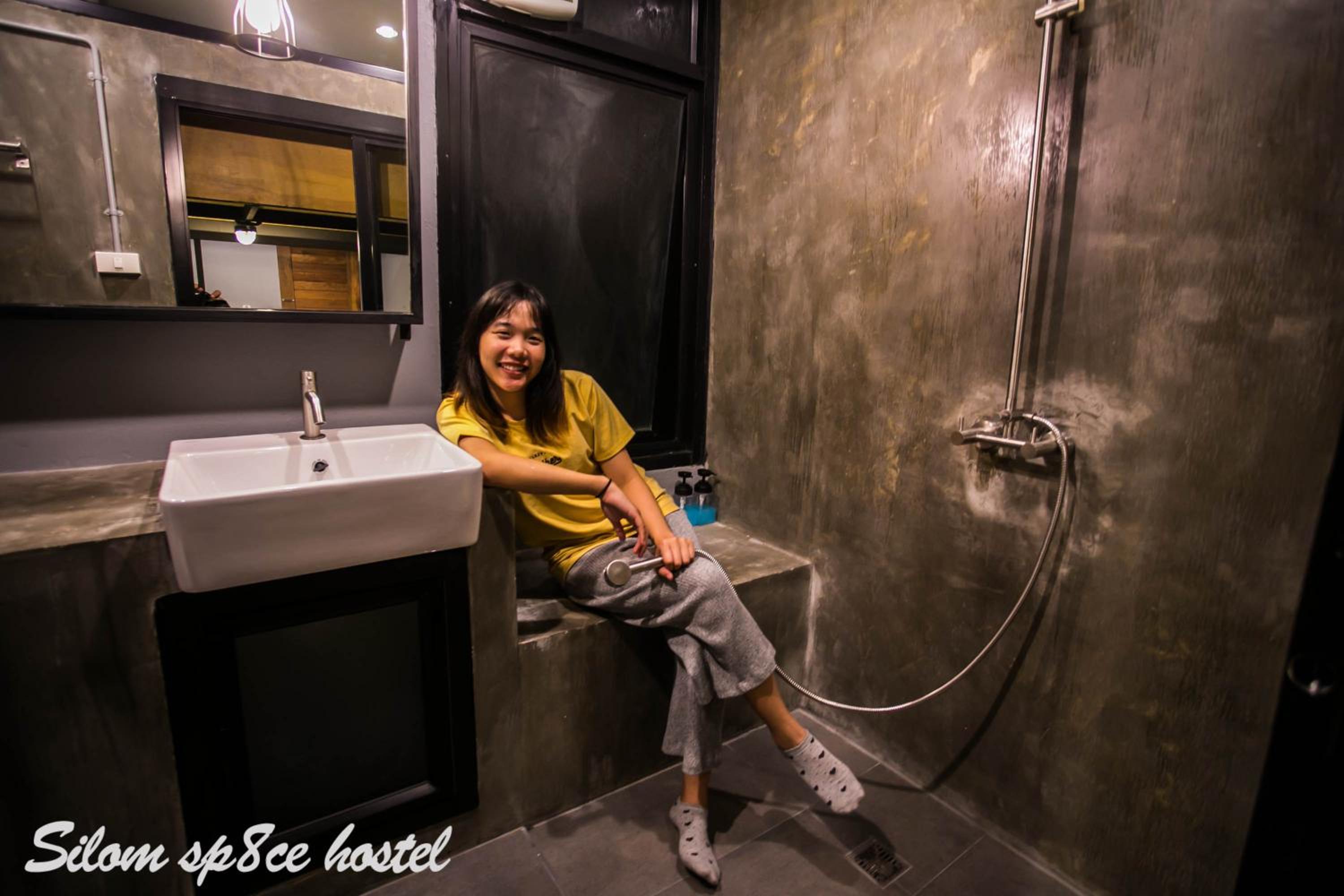 Double Room with Private Bathroom photo 3