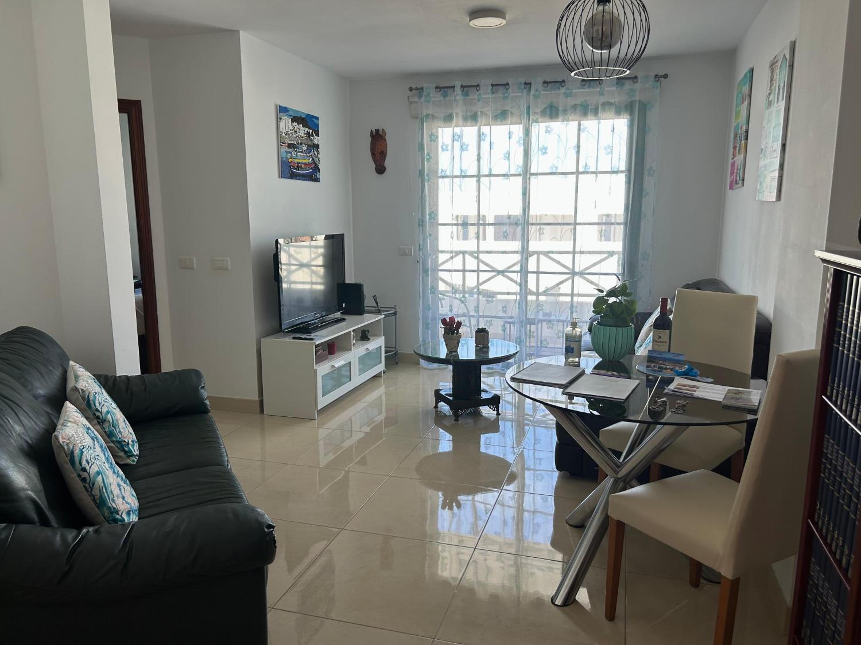 Apartamento con Balcón