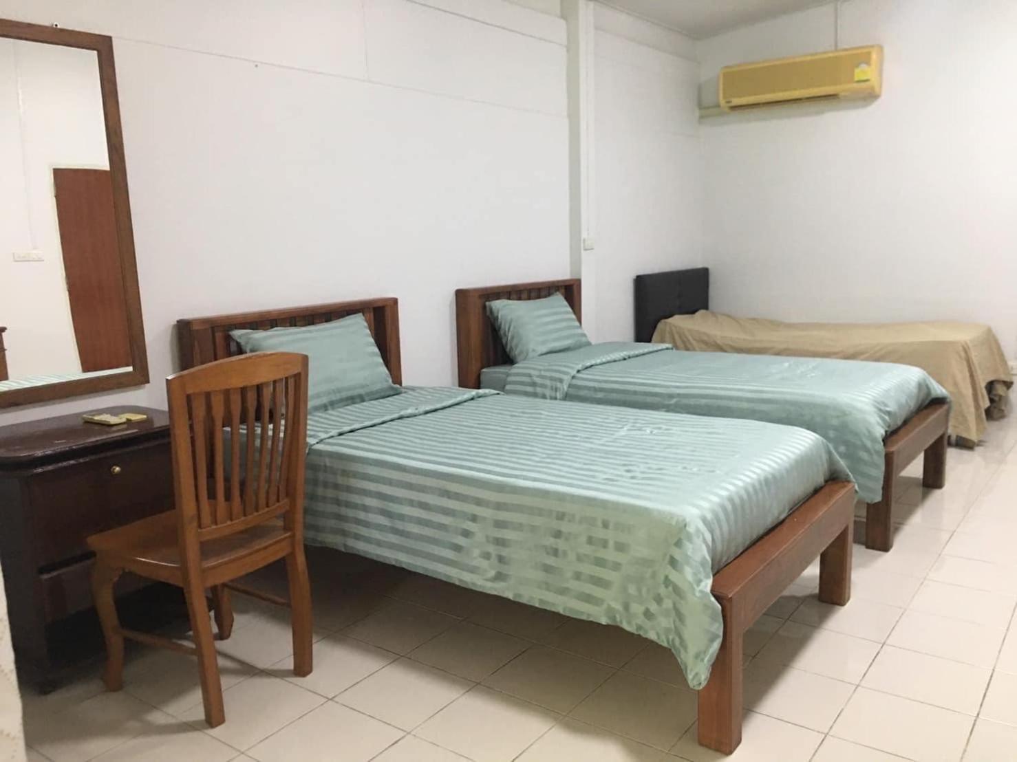 Budget Single Room