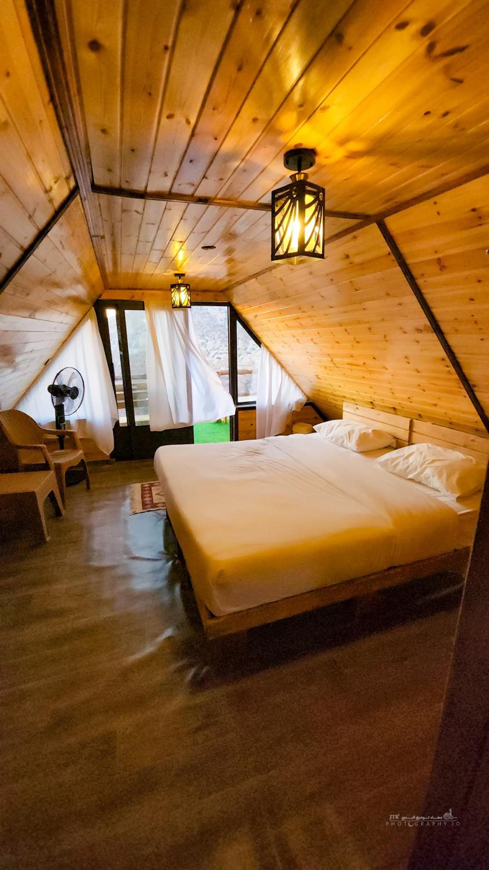 King Room with Mountain View photo 1