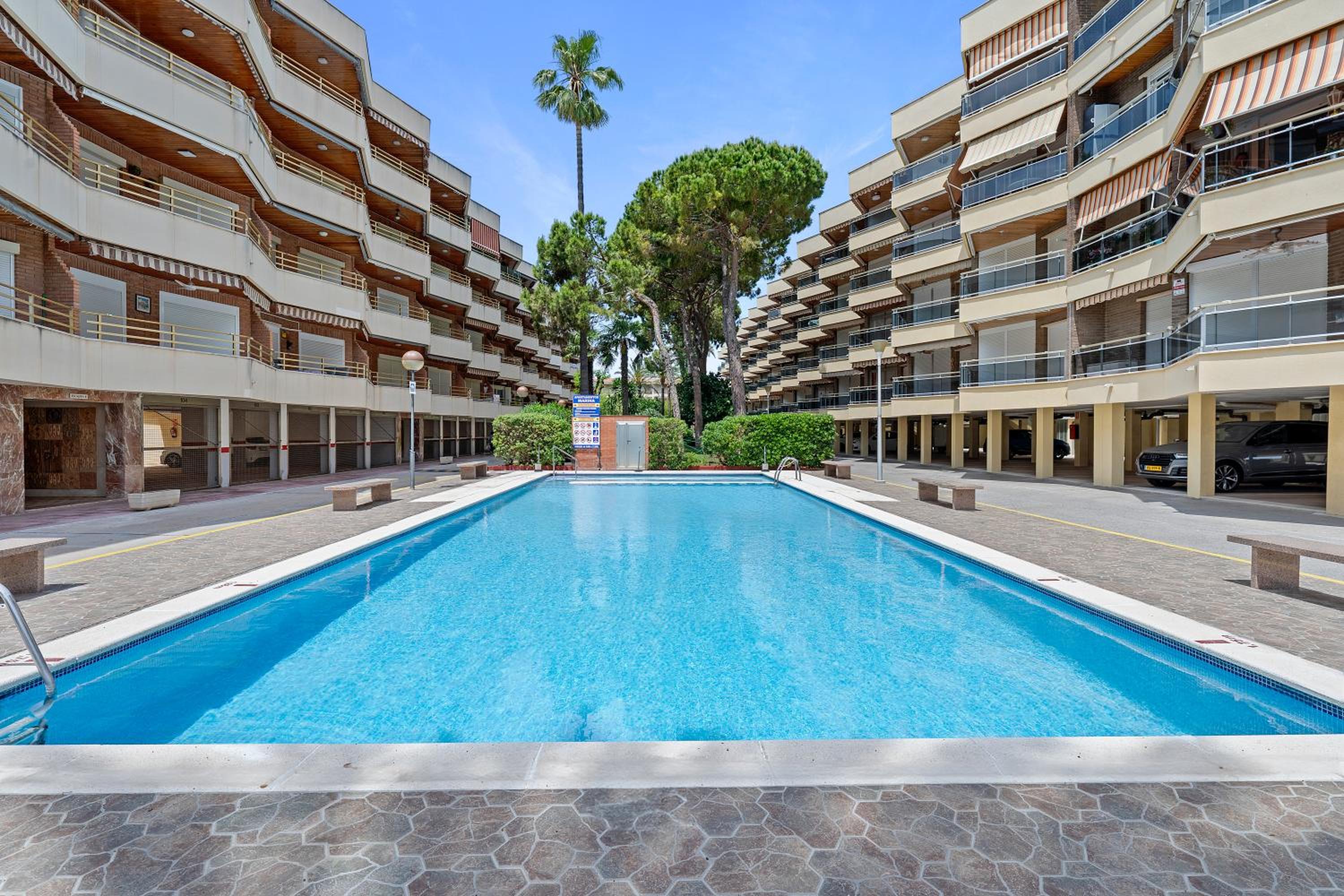 Two-Bedroom Deluxe Apartment with Ocean View photo 2