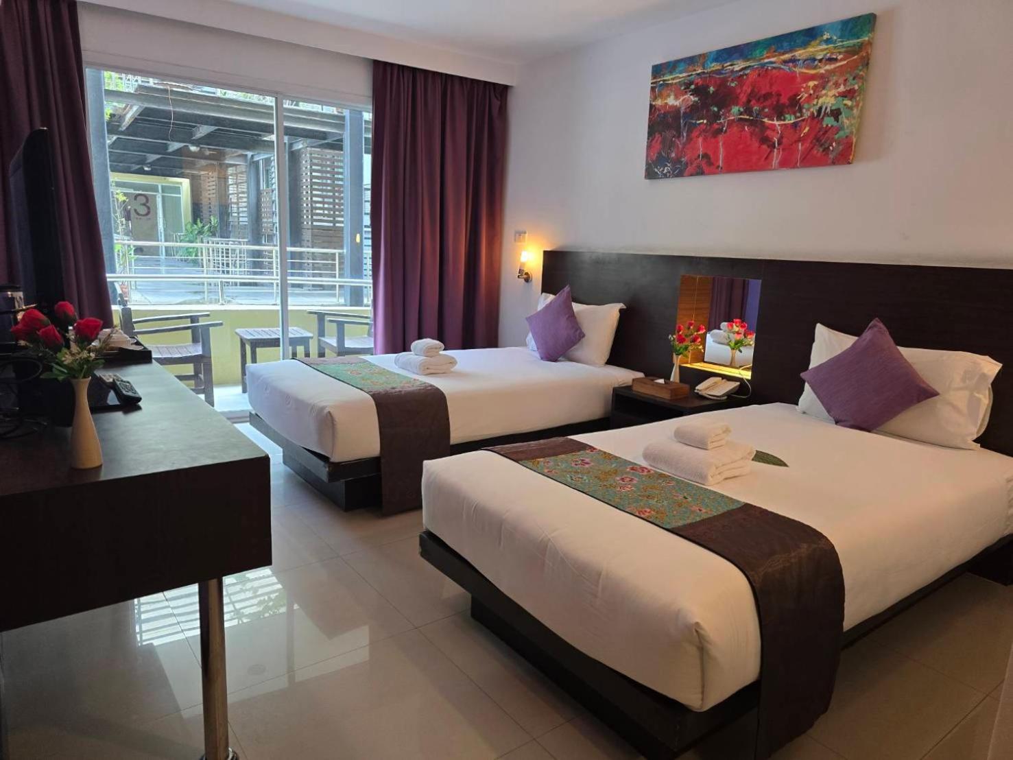 Deluxe Twin Room photo 3