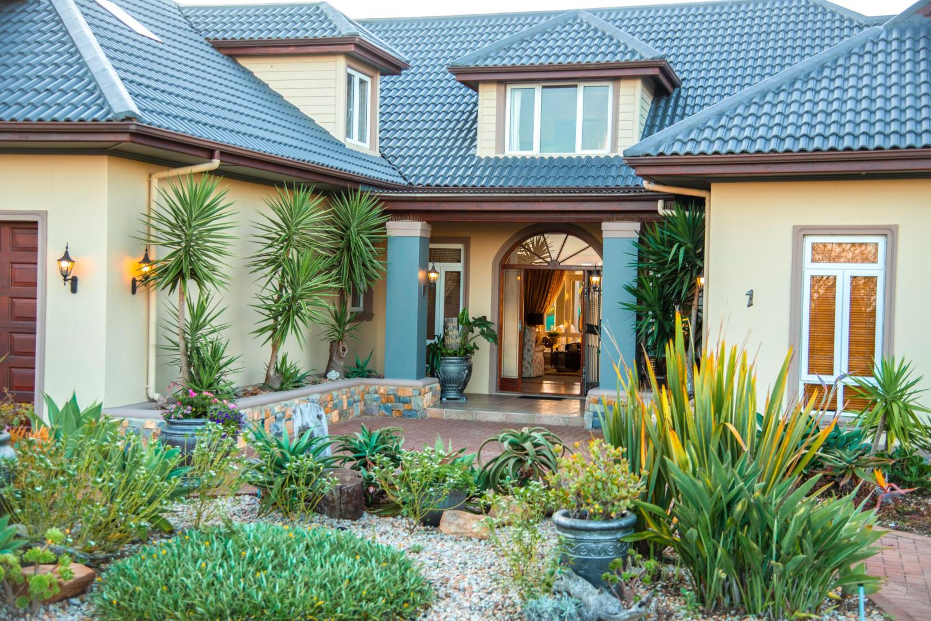 Four-Bedroom House - Photo 62