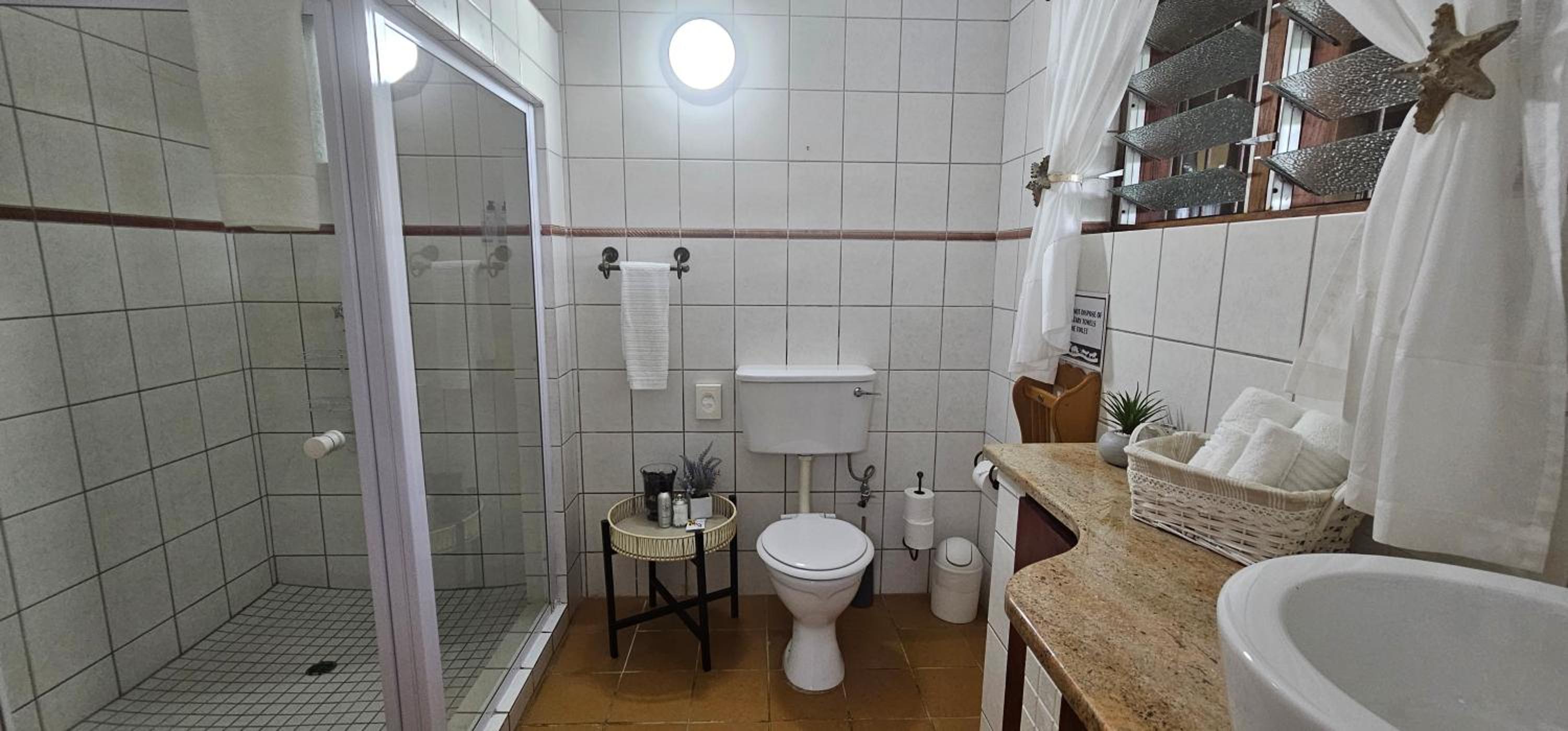 Standard Double Room - Photo 22