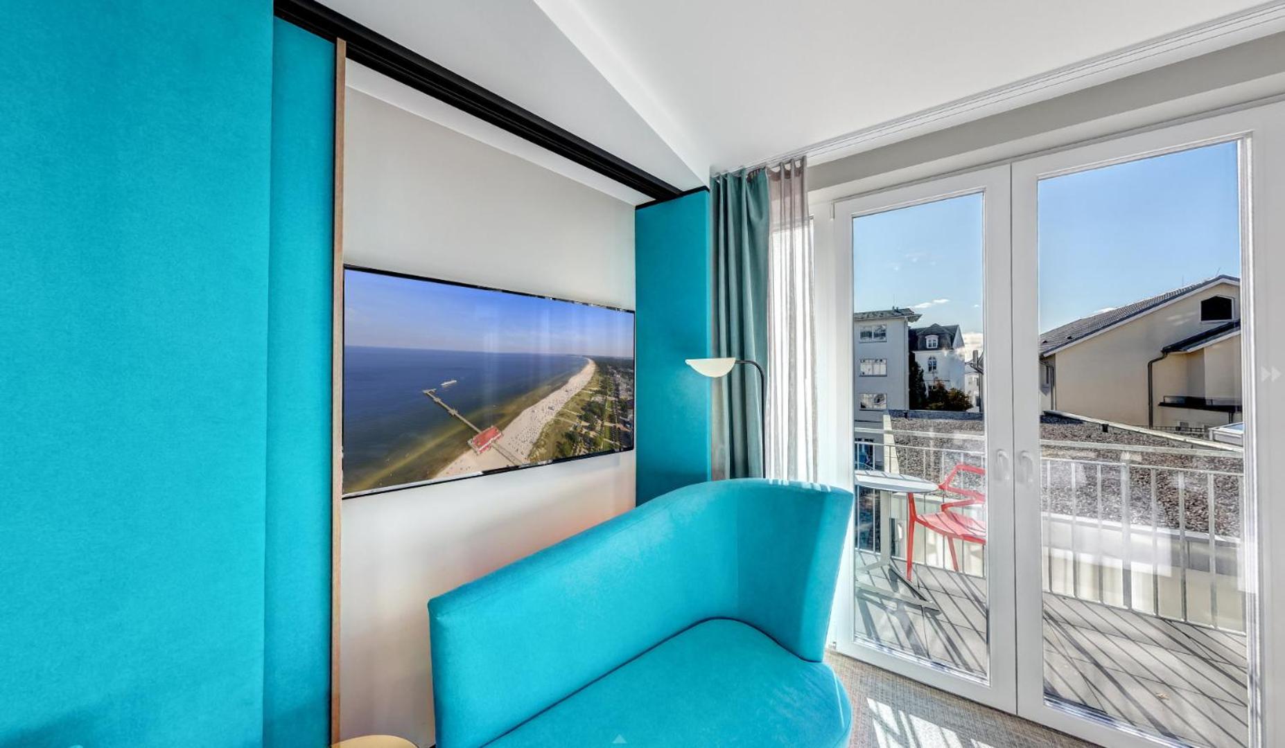 Double Room - Land Side