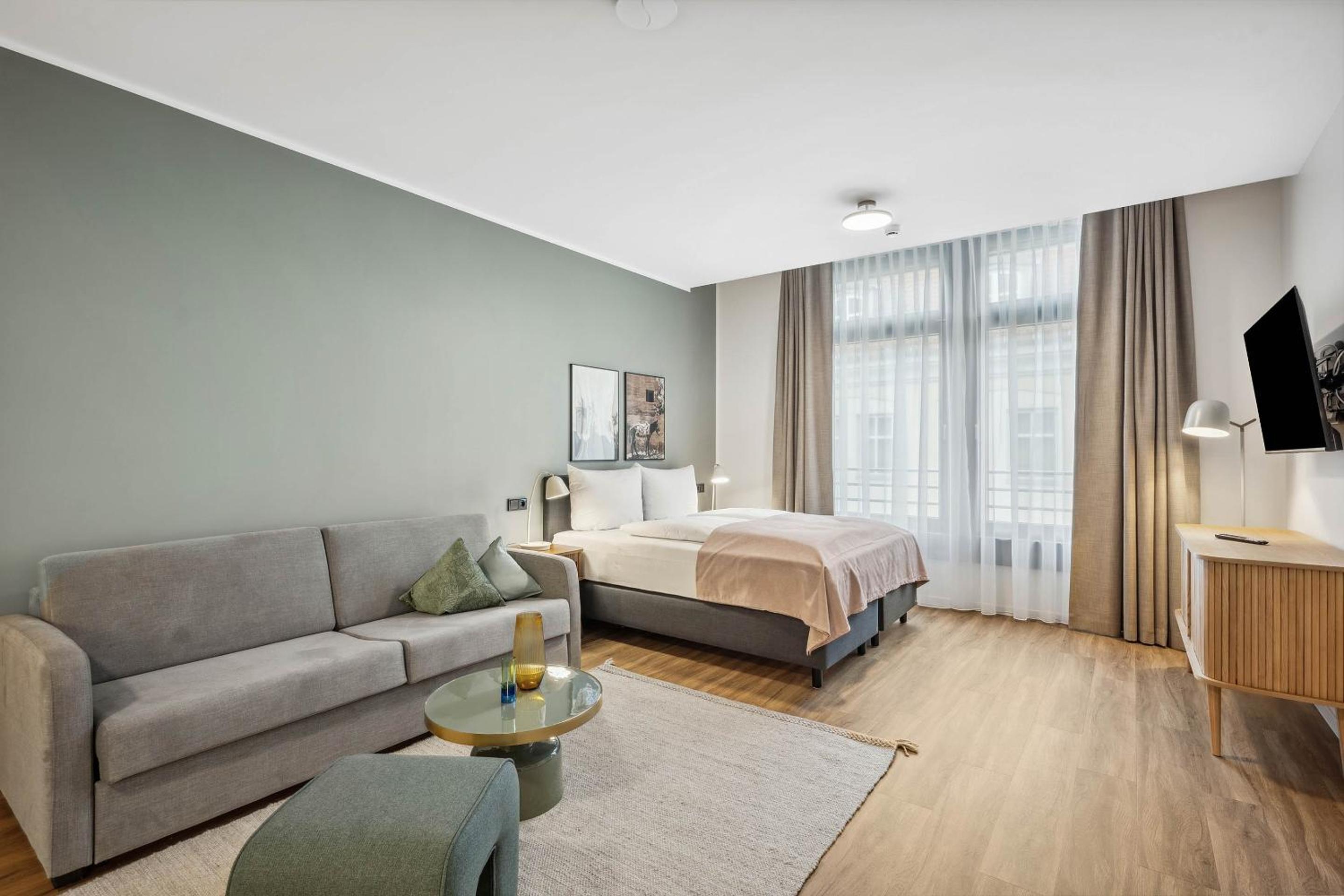 Comfort Suite With Sofa Bed - Photo 12