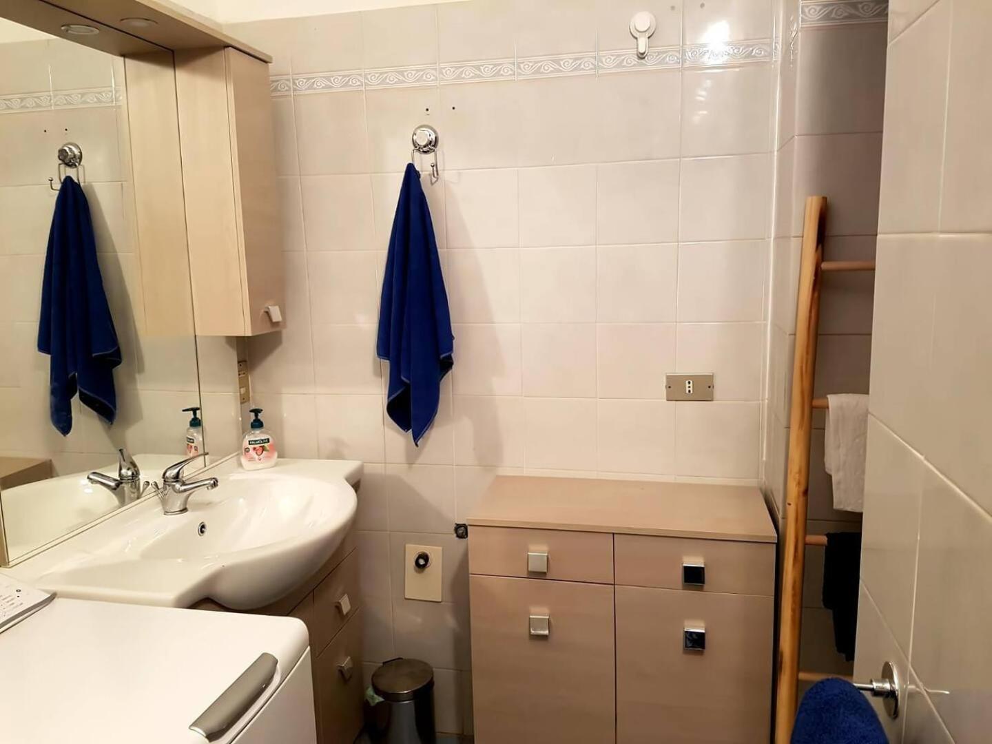Studio Apartment photo 3