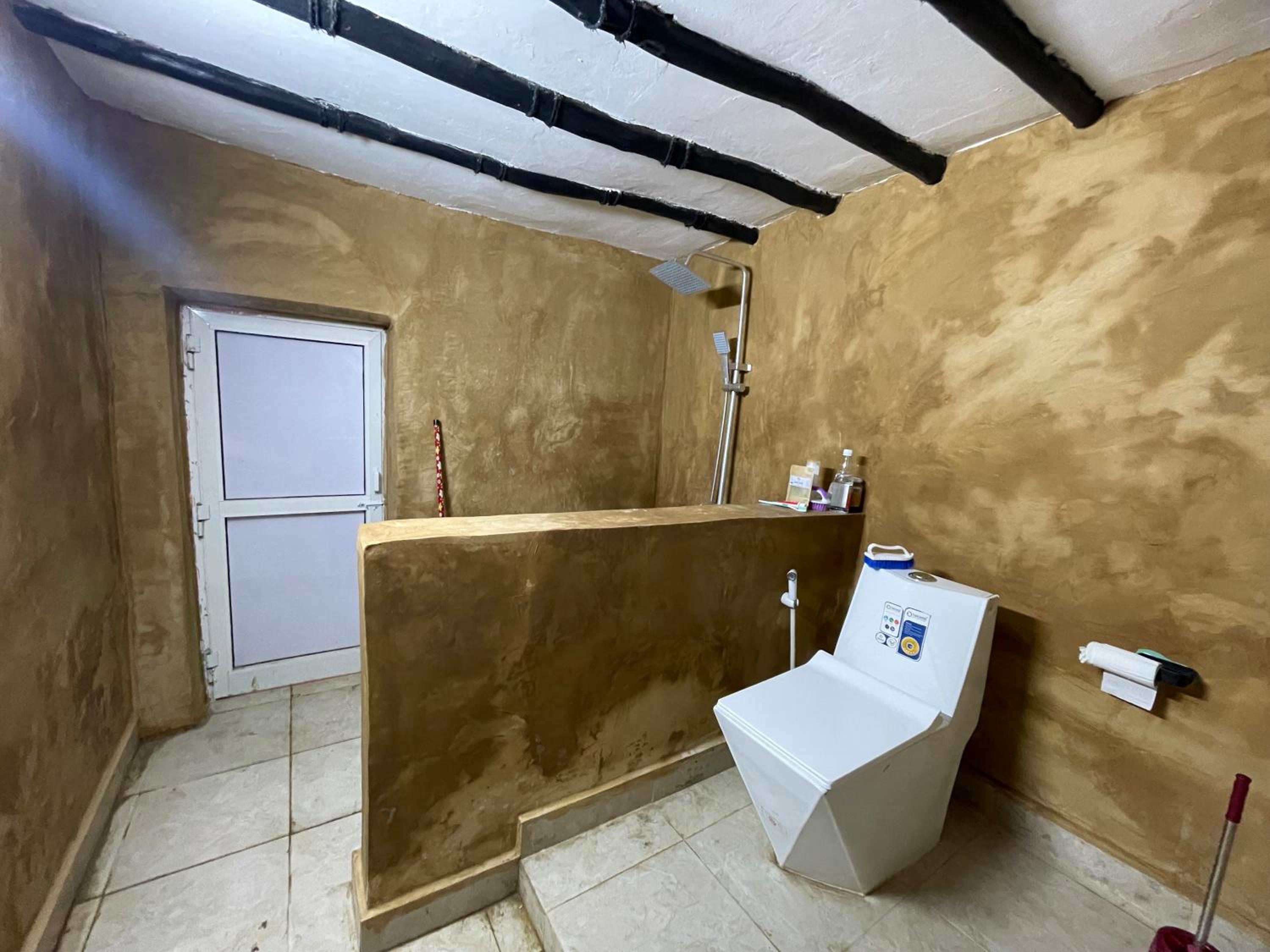 Double Room With Shared Bathroom photo 3