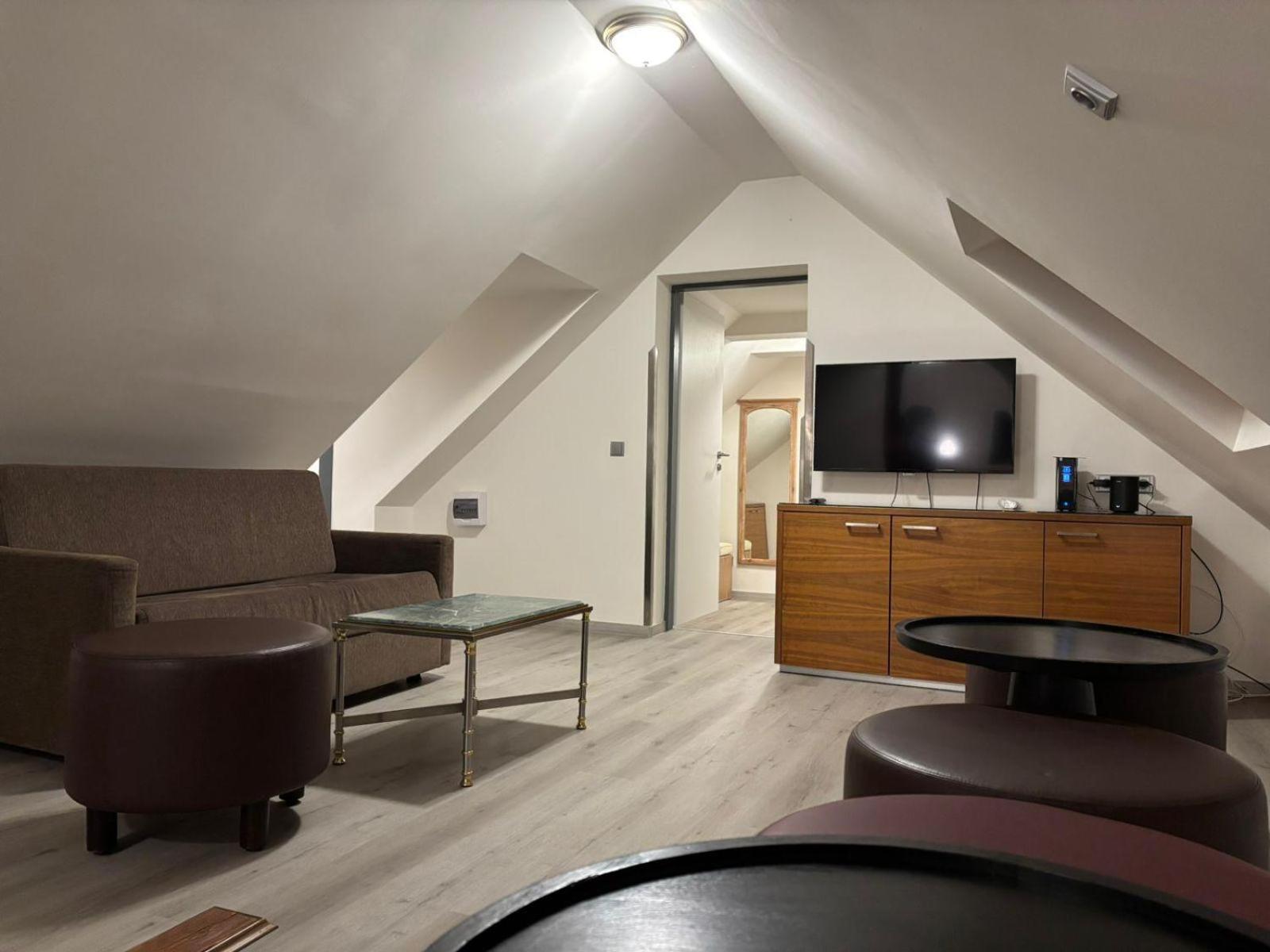 Two-Bedroom Apartment photo 2
