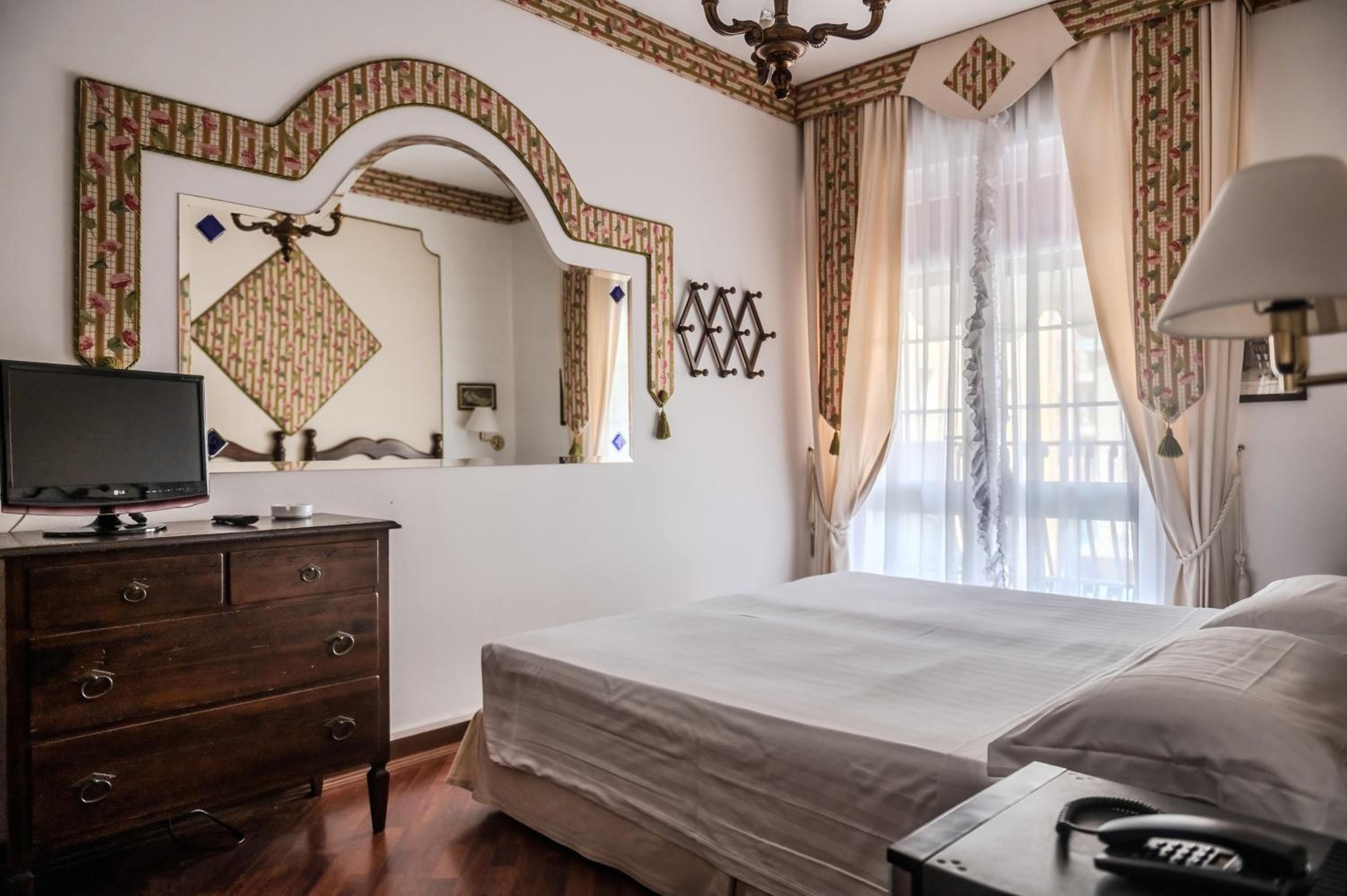 Quadruple Room with Terrace