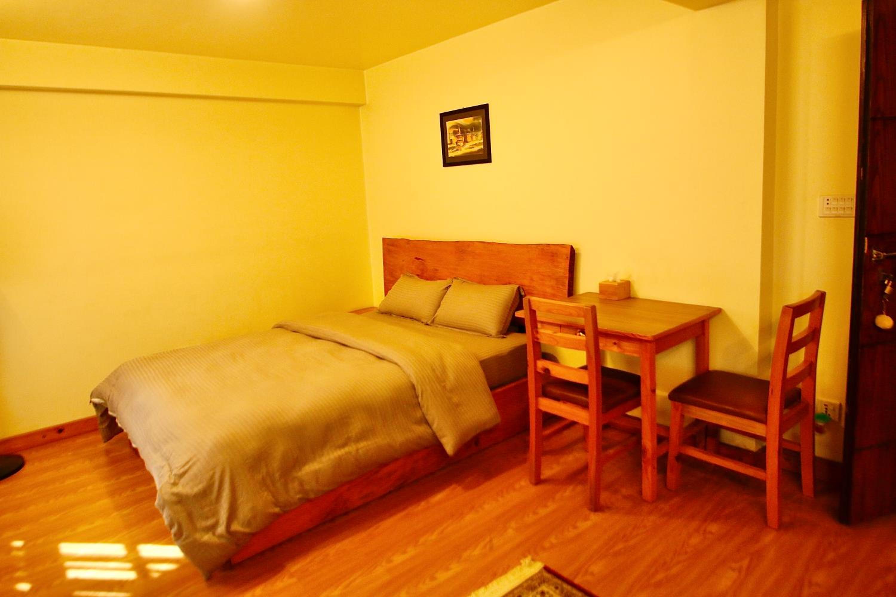 Twin Room with Balcony photo 3