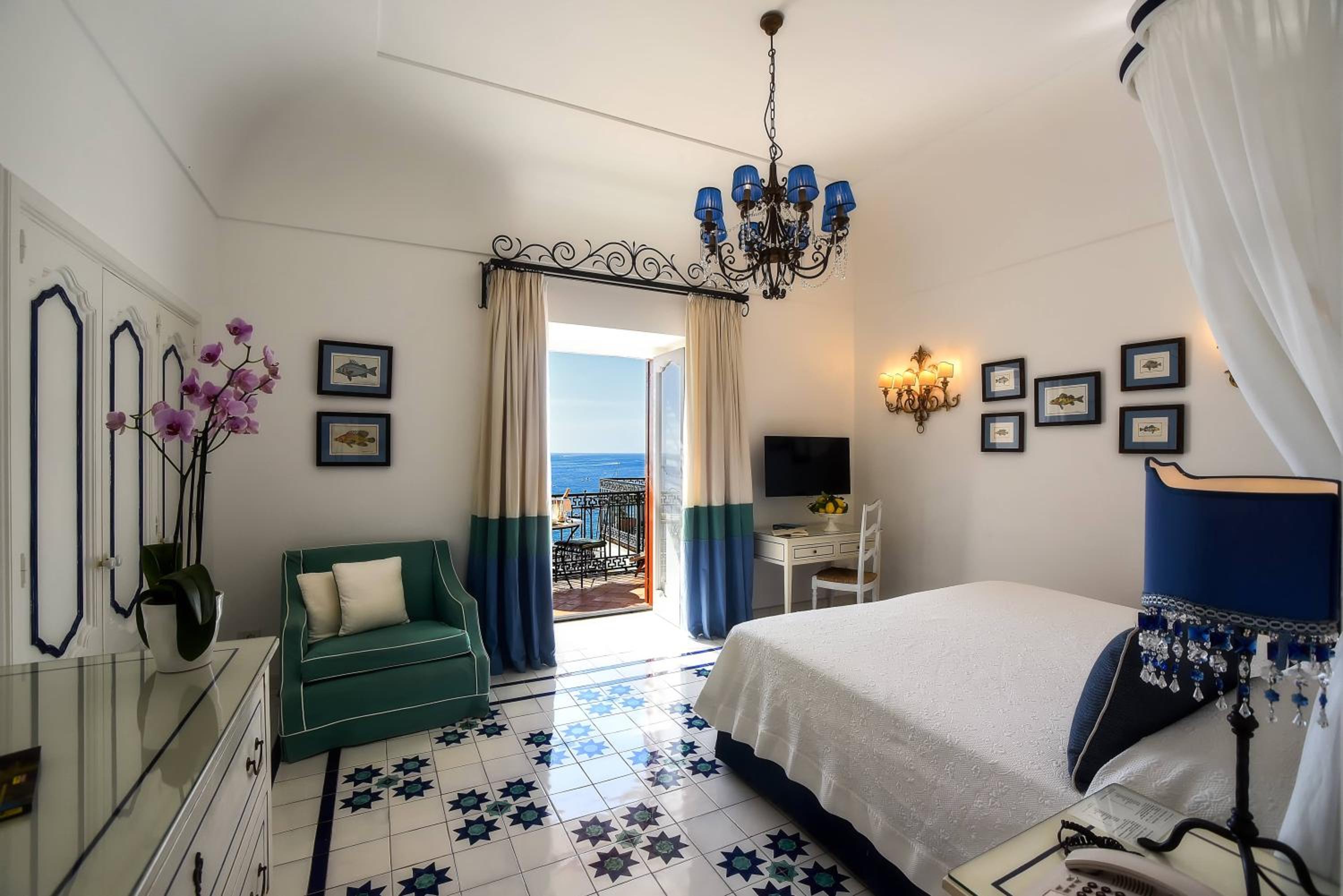 Superior Double Room With Small Terrace - Sea VIew - Photo 1