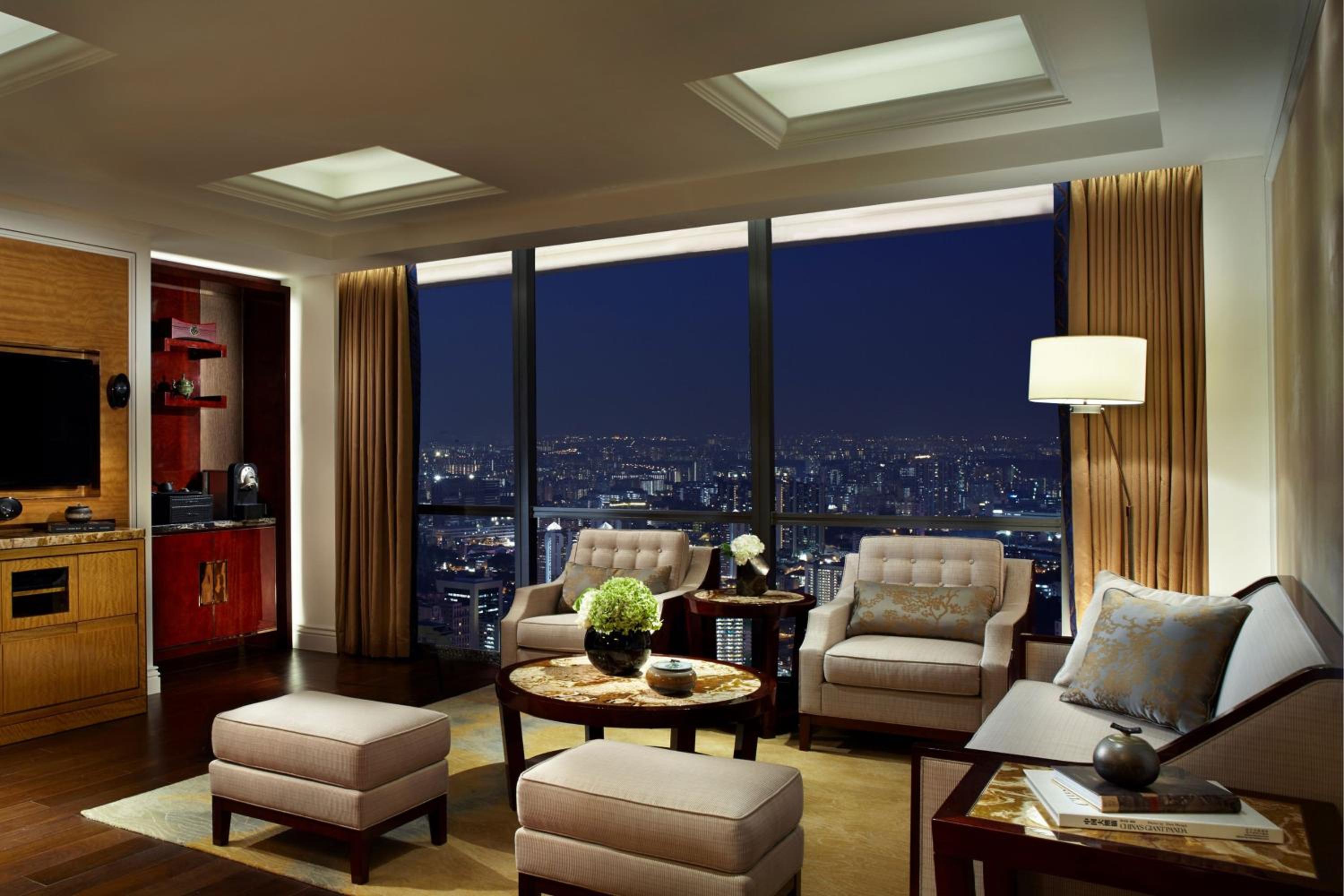 Club Ritz-Carlton Suite