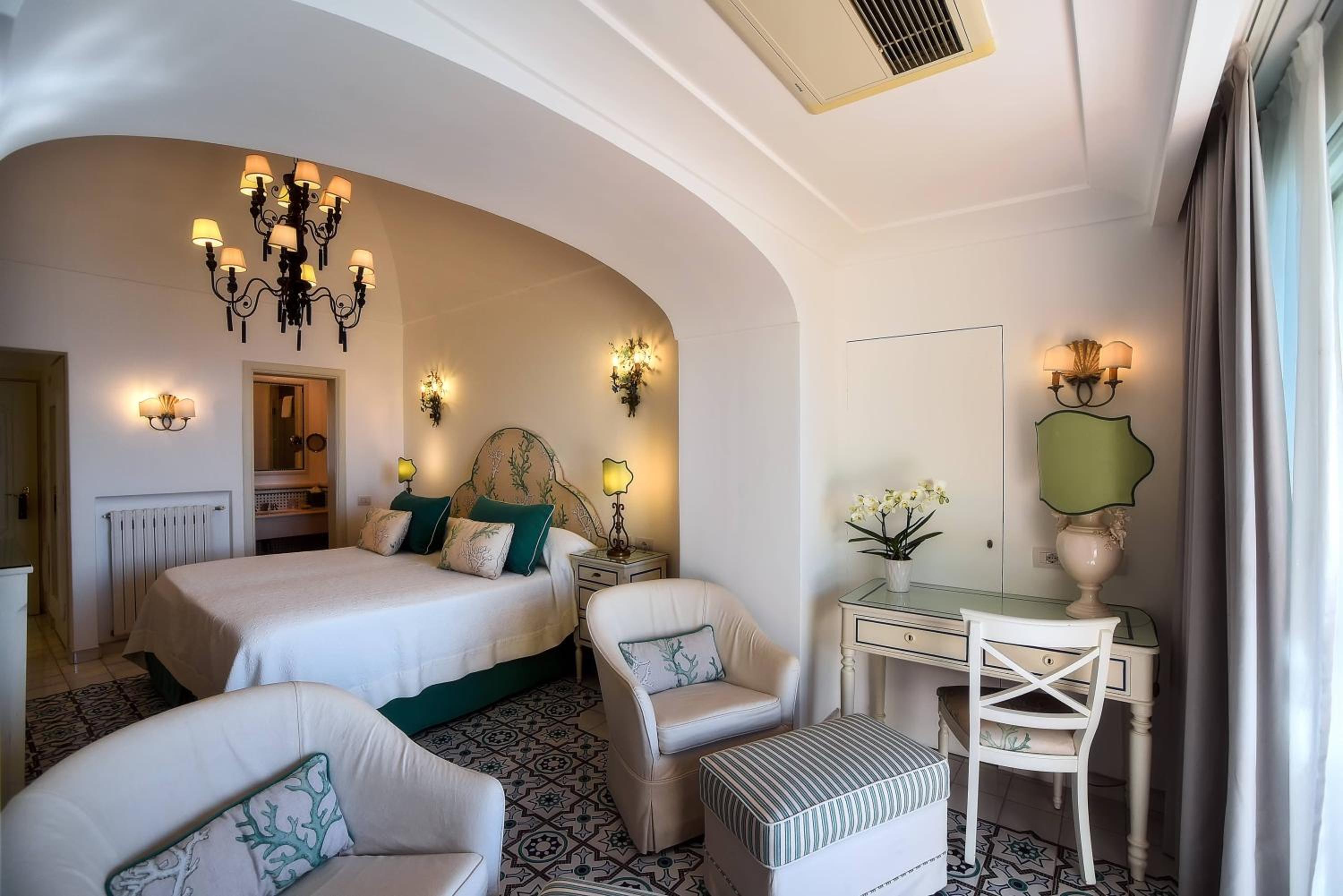 Superior Double Room With Small Terrace - Sea VIew - Photo 3