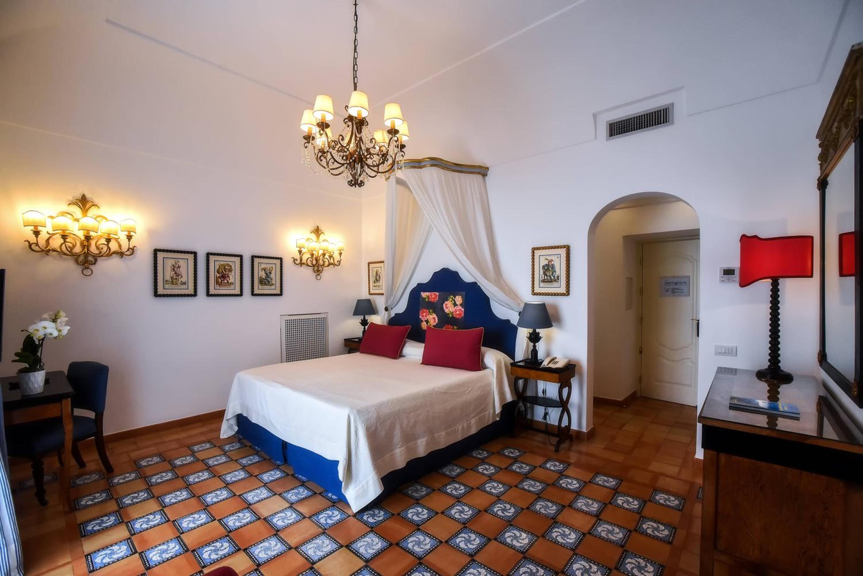 Superior Double Room With Small Terrace - Sea VIew - Photo 9