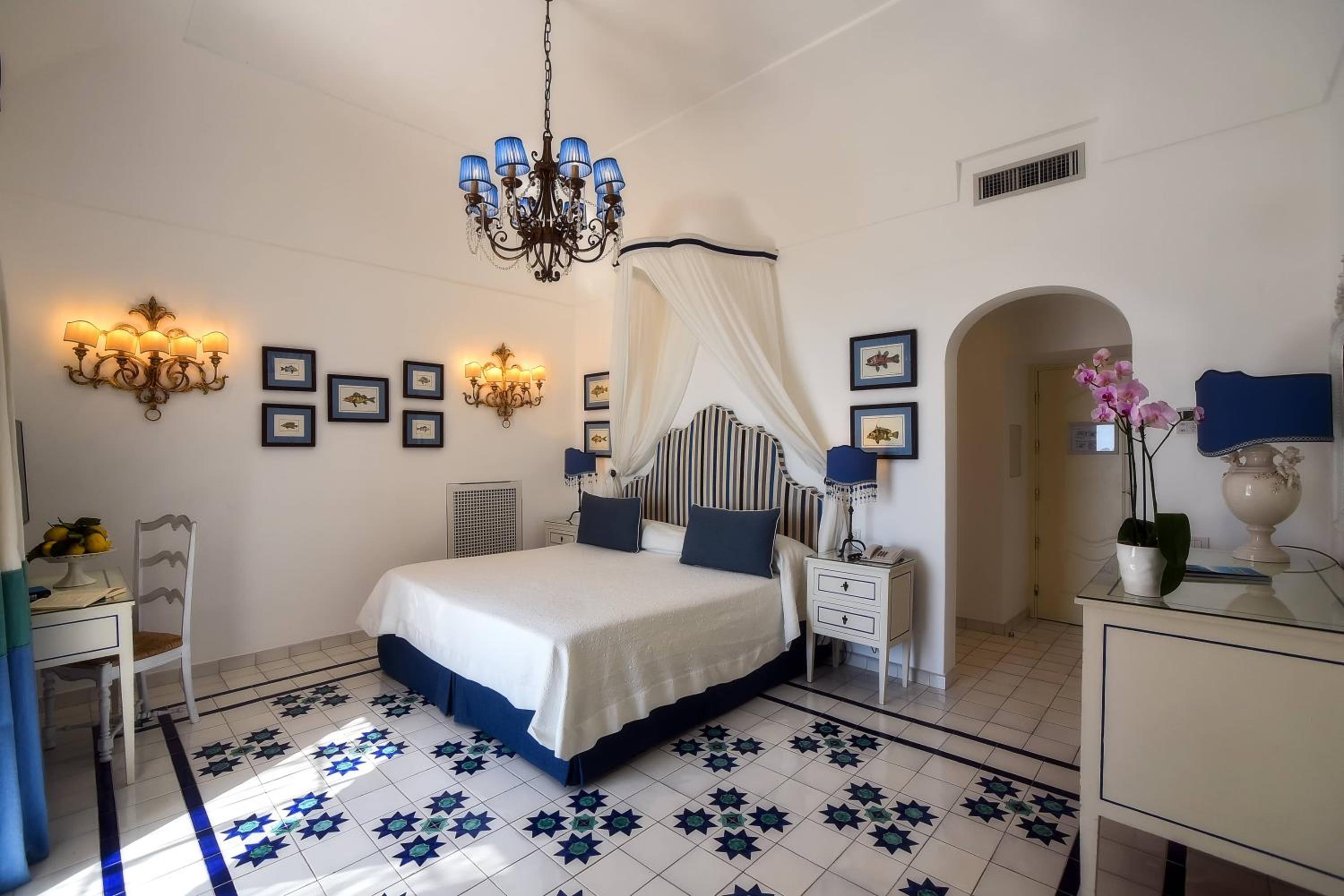 Superior Double Room With Small Terrace - Sea VIew - Photo 8
