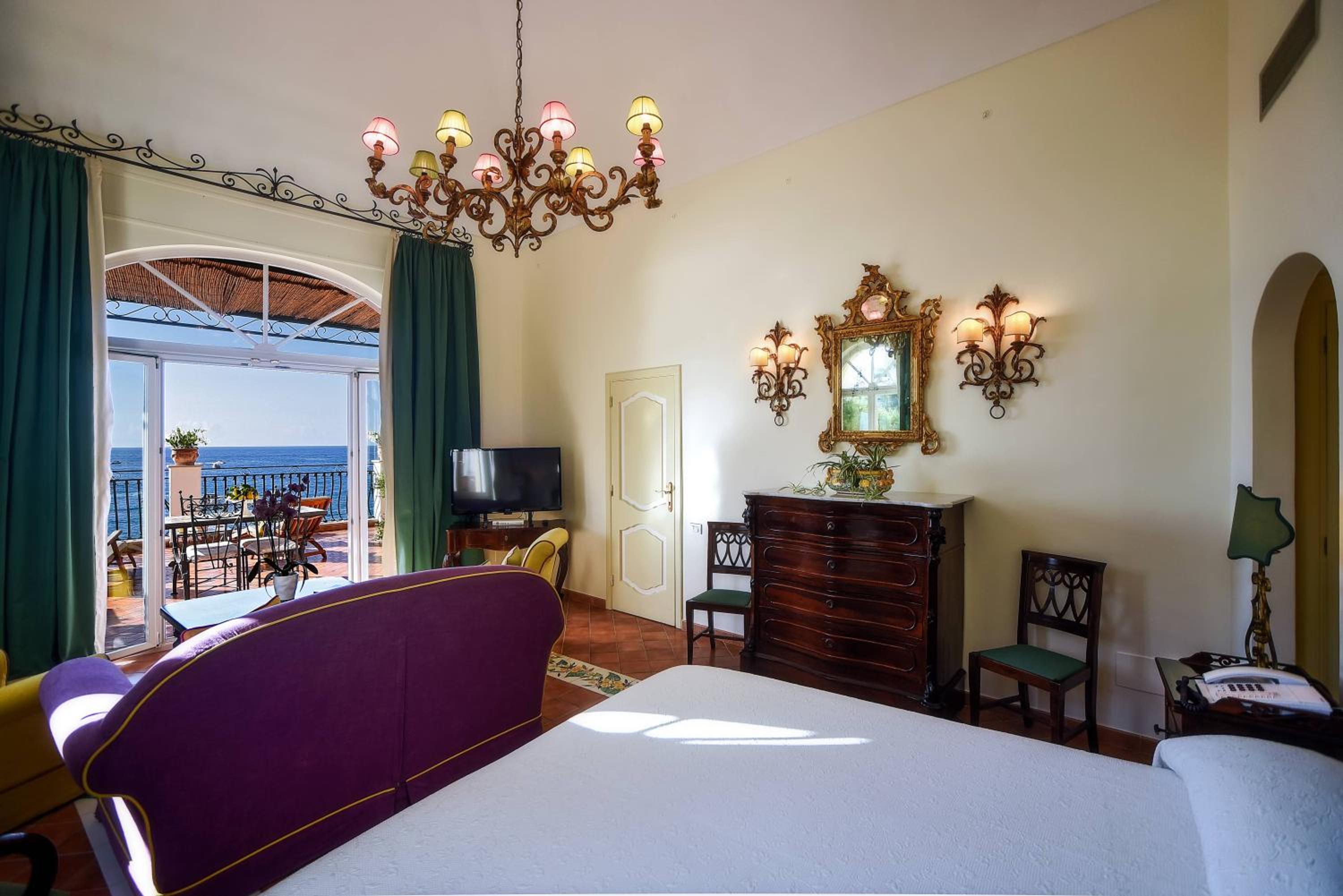 Junior Suite with Sea View - Photo 8