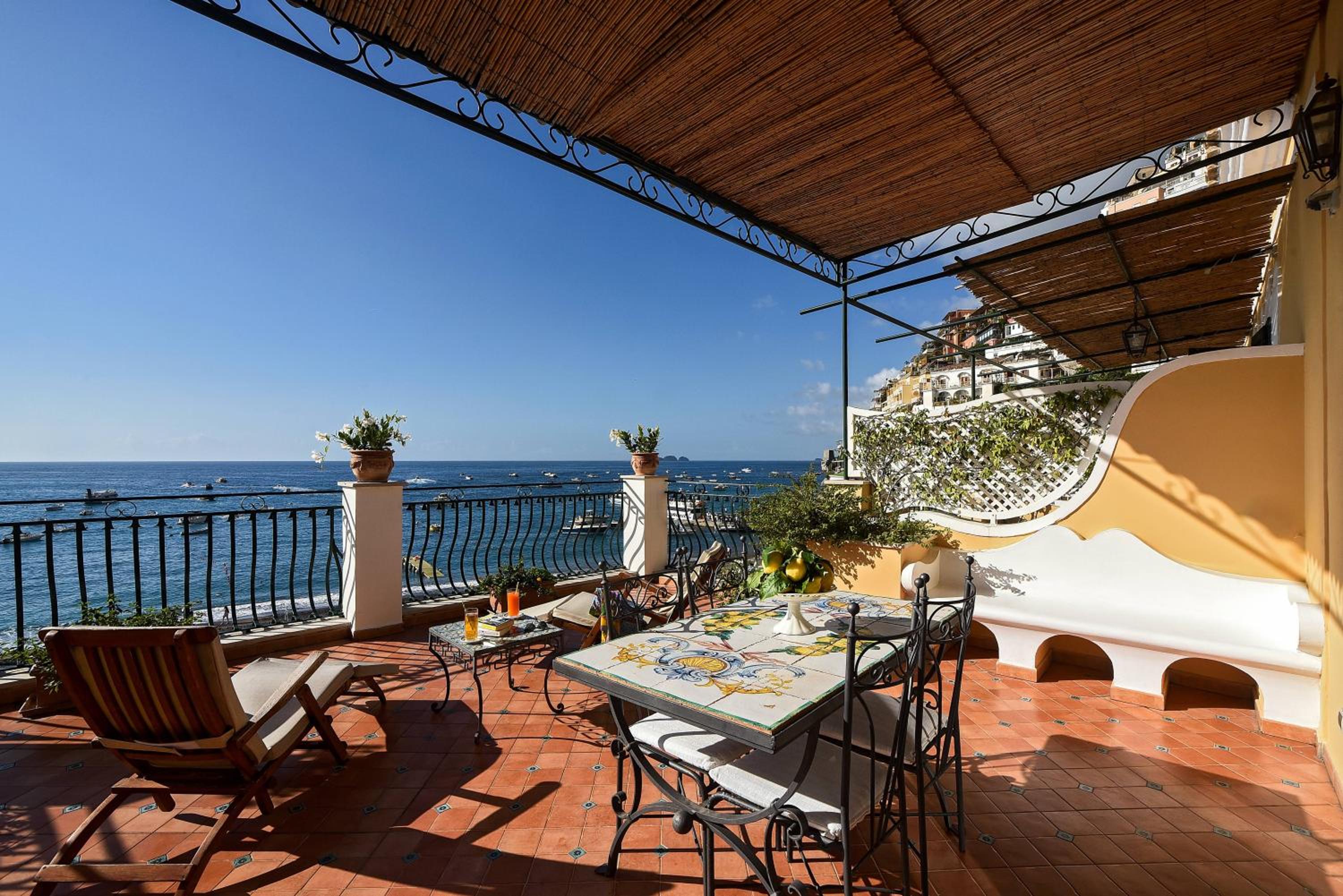 Junior Suite with Sea View - Photo 5