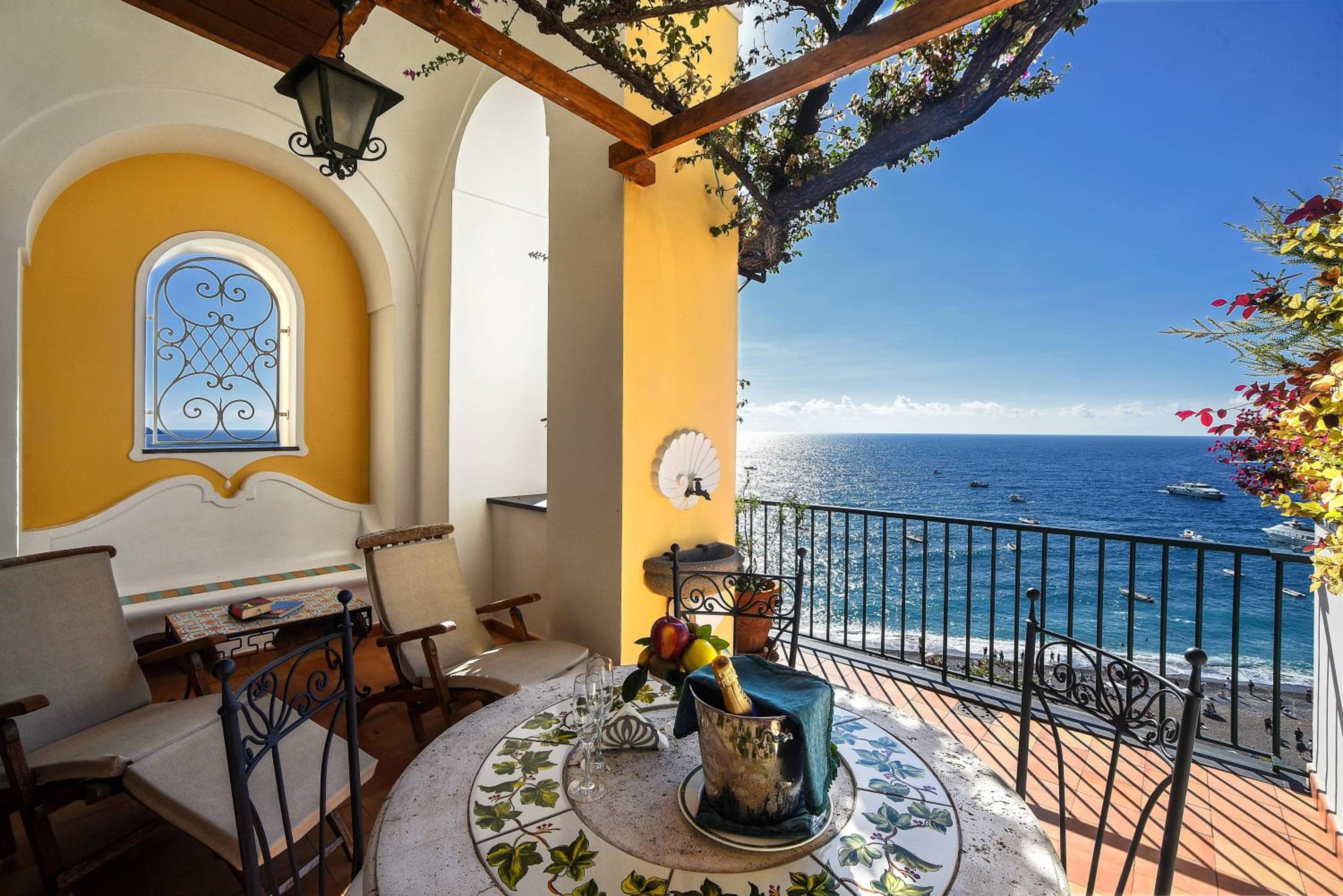 Junior Suite with Sea View - Photo 4
