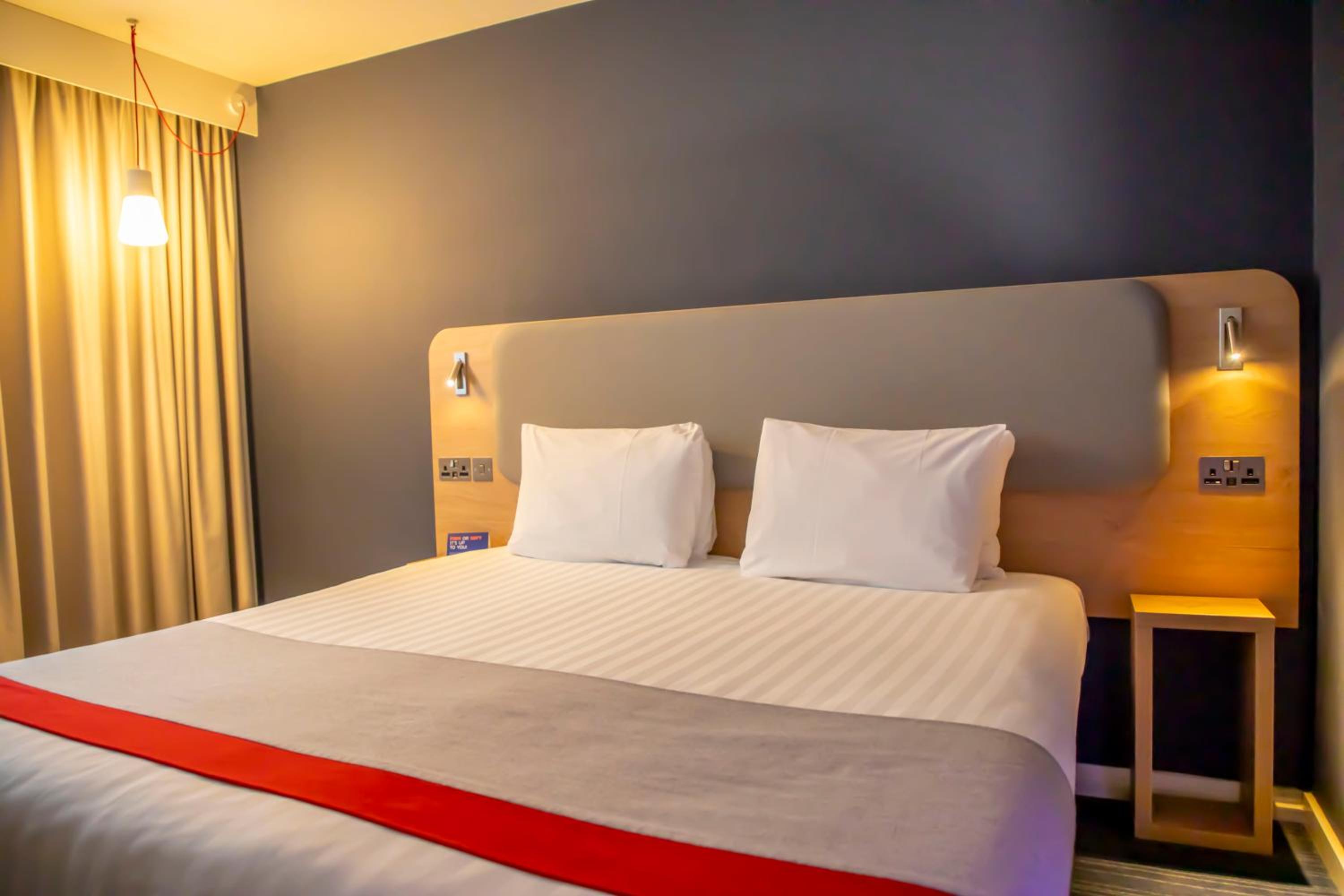Standard Double Room with Sofa Bed and Free Hot Breakfast photo 1