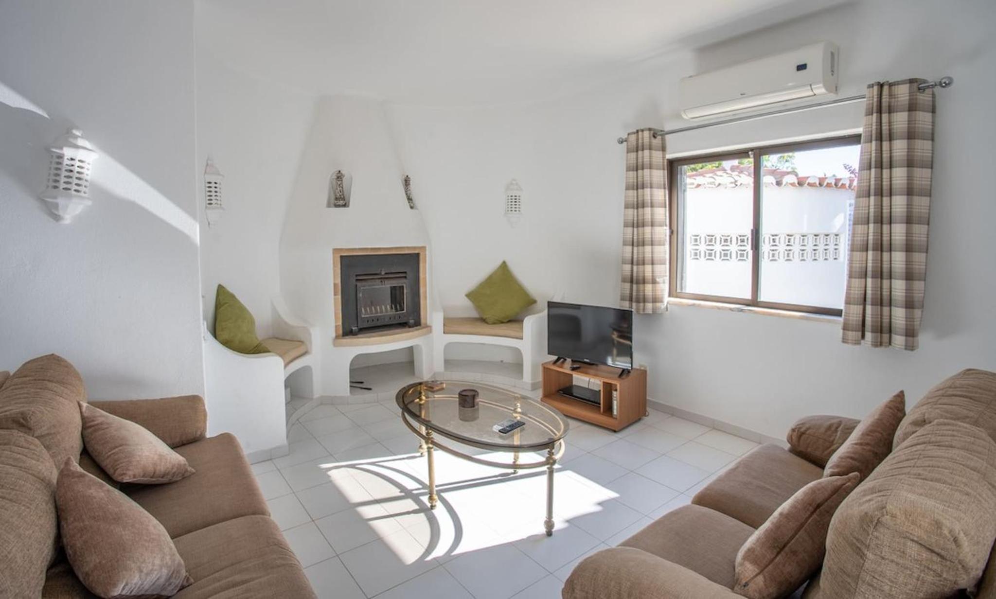 Villa photo 1