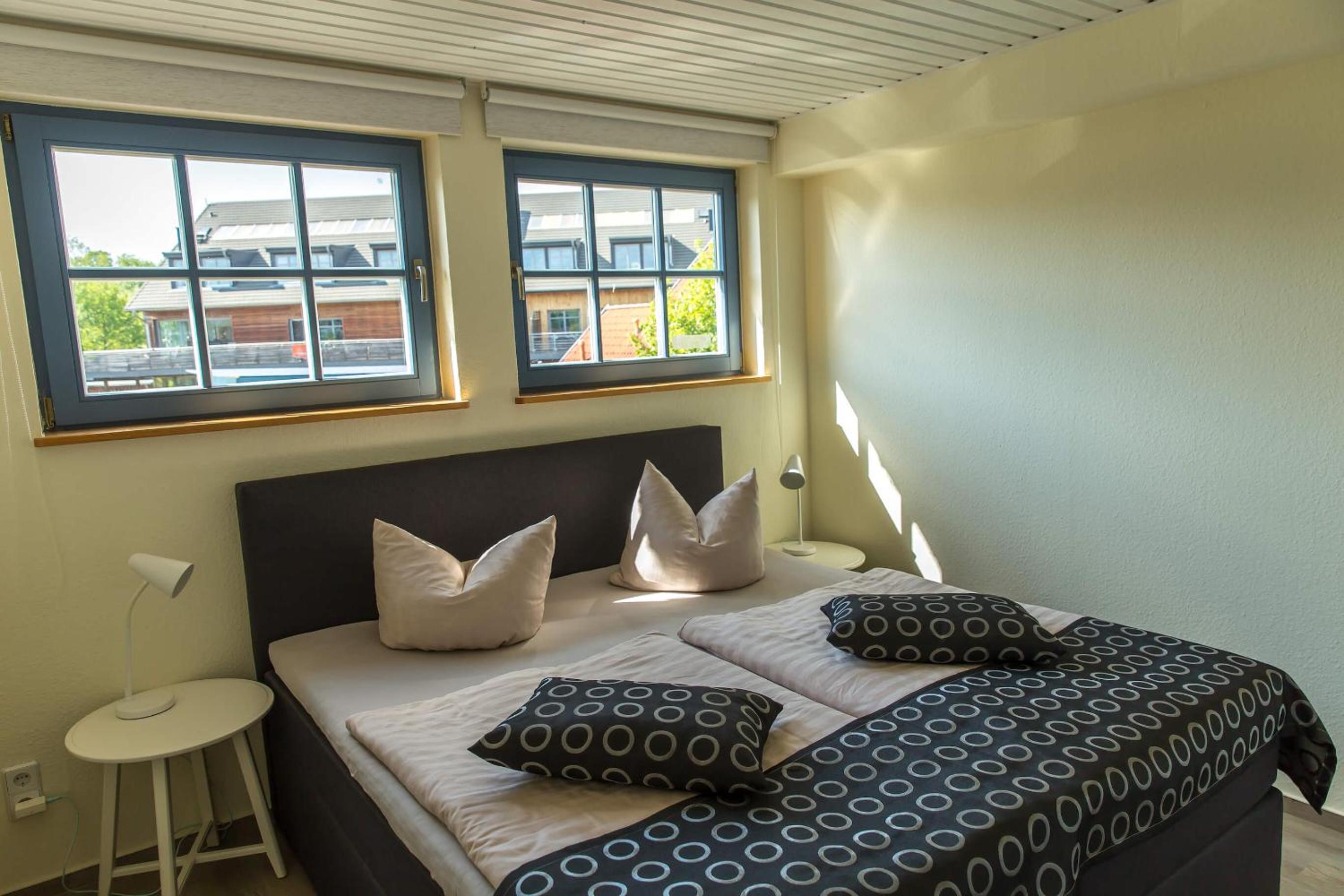 One-Bedroom Apartment With Balcony photo 2