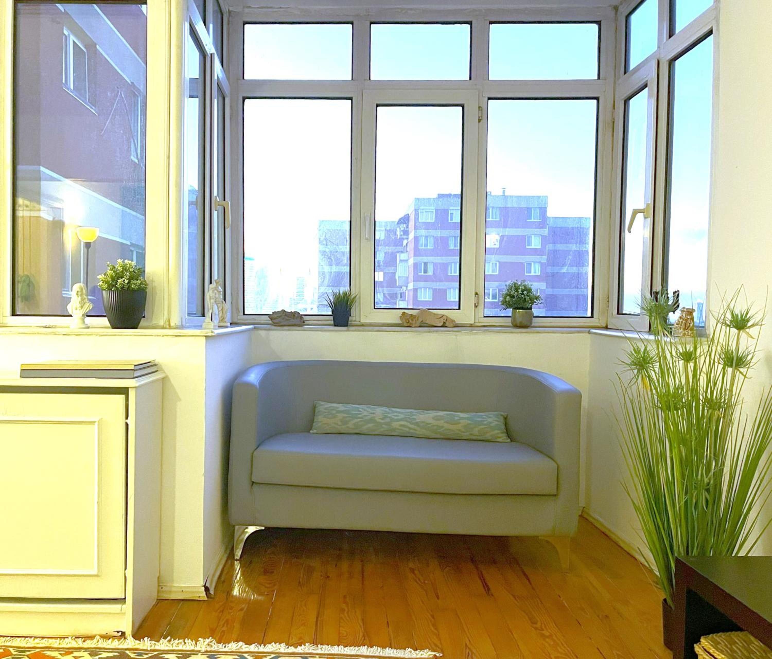 One-Bedroom Apartment photo 2