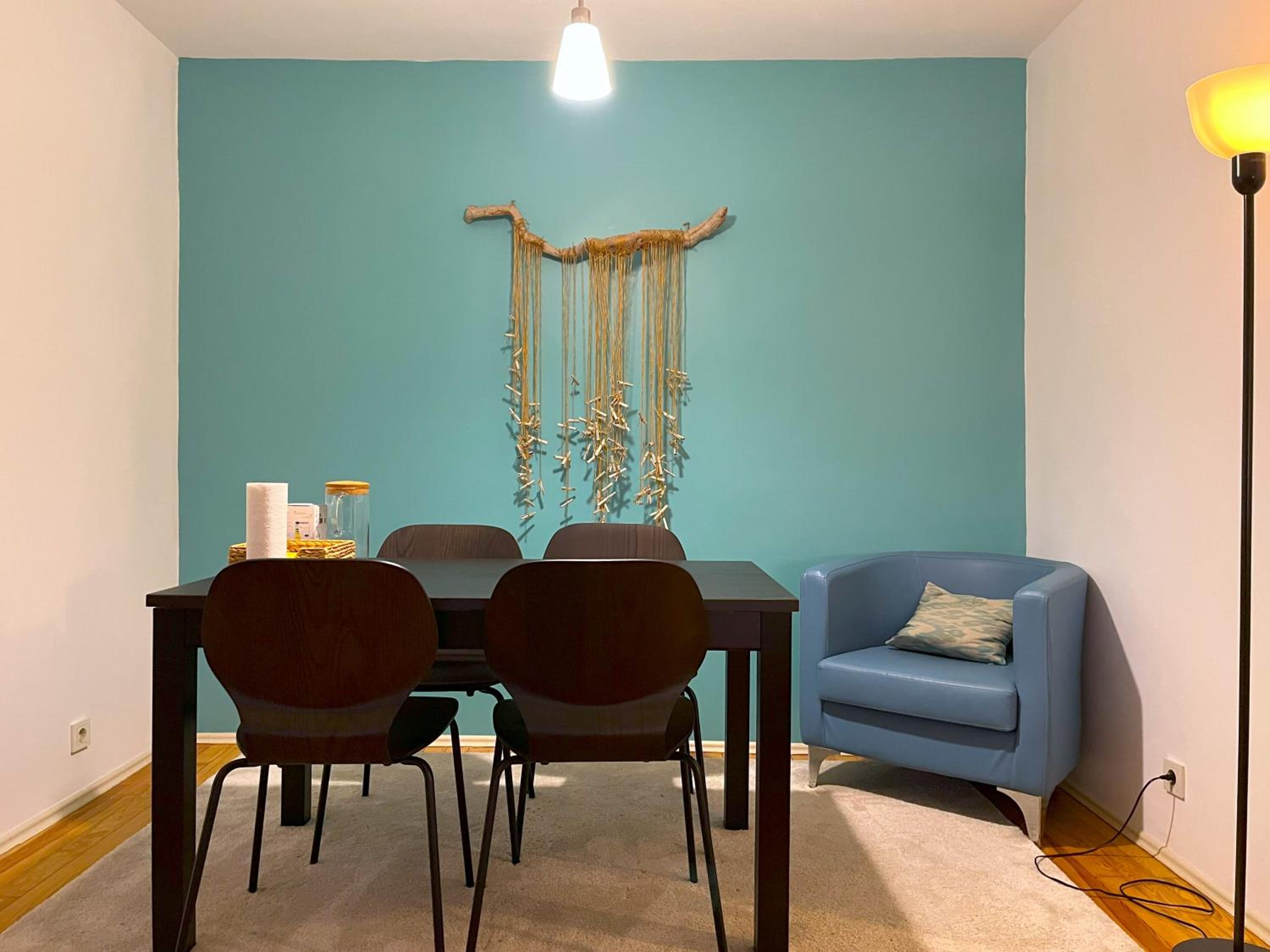 One-Bedroom Apartment photo 3
