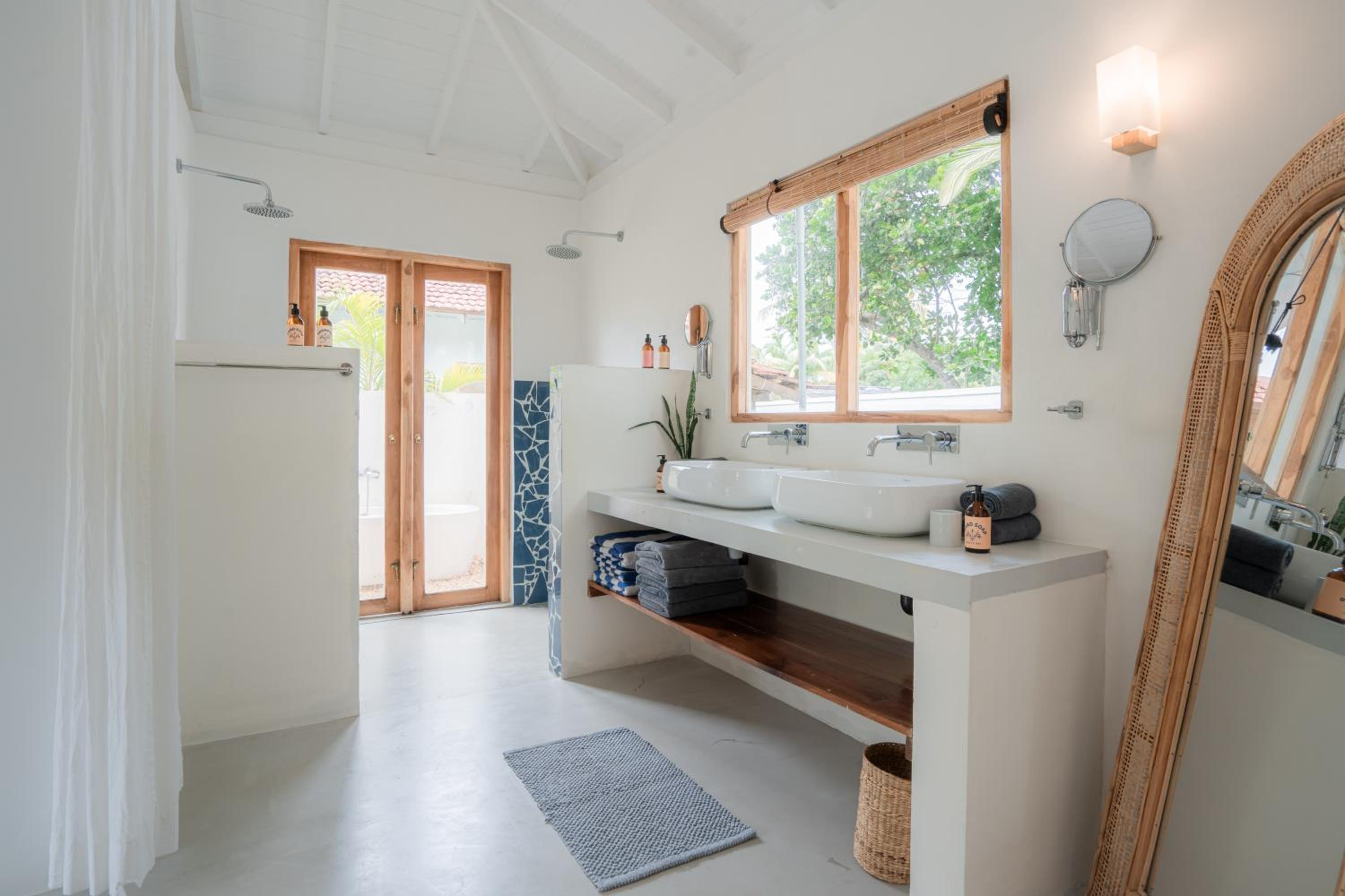 Deluxe Family Suite