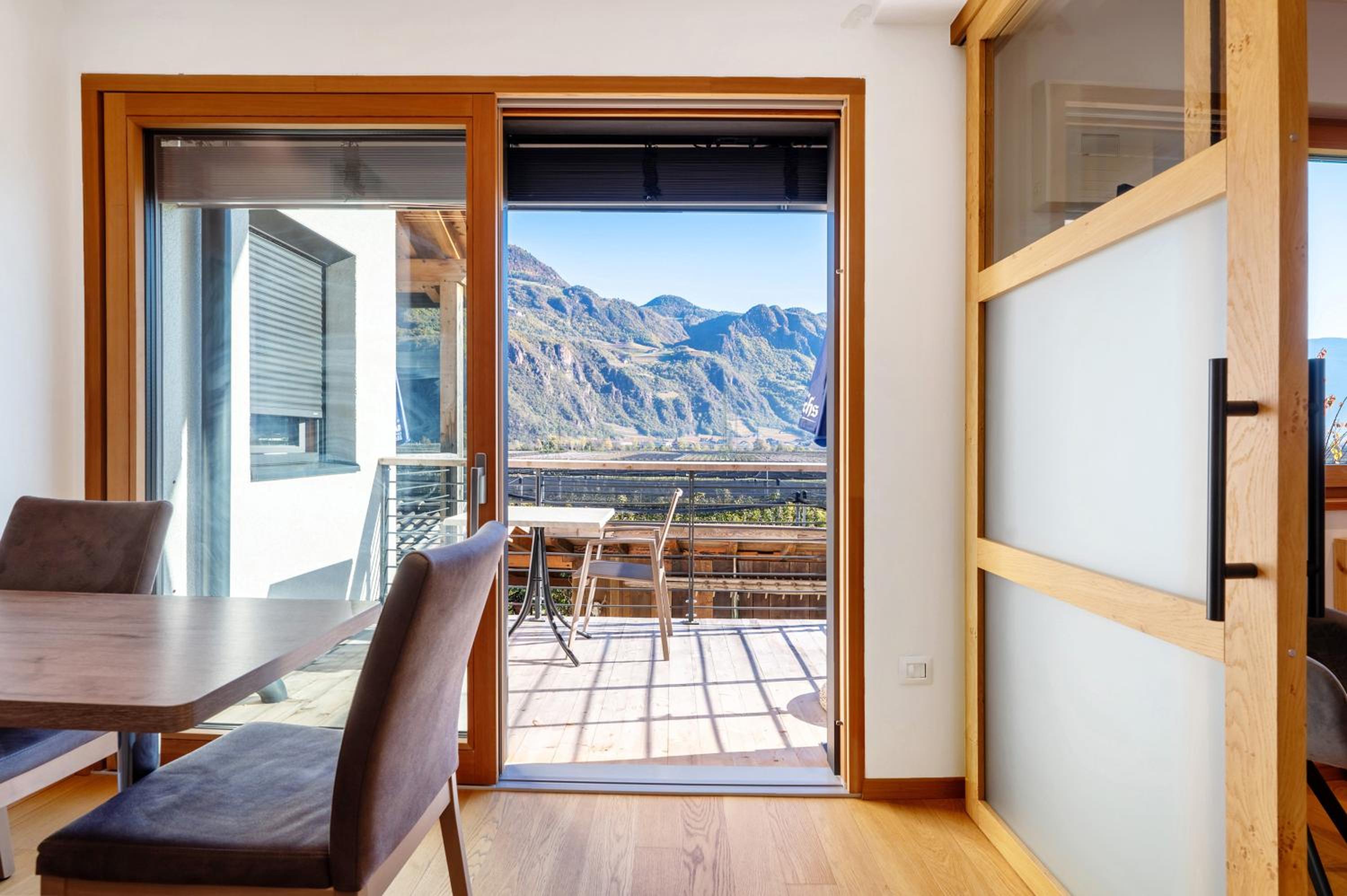 Superior One-Bedroom Apartment with Balcony - Photo 16