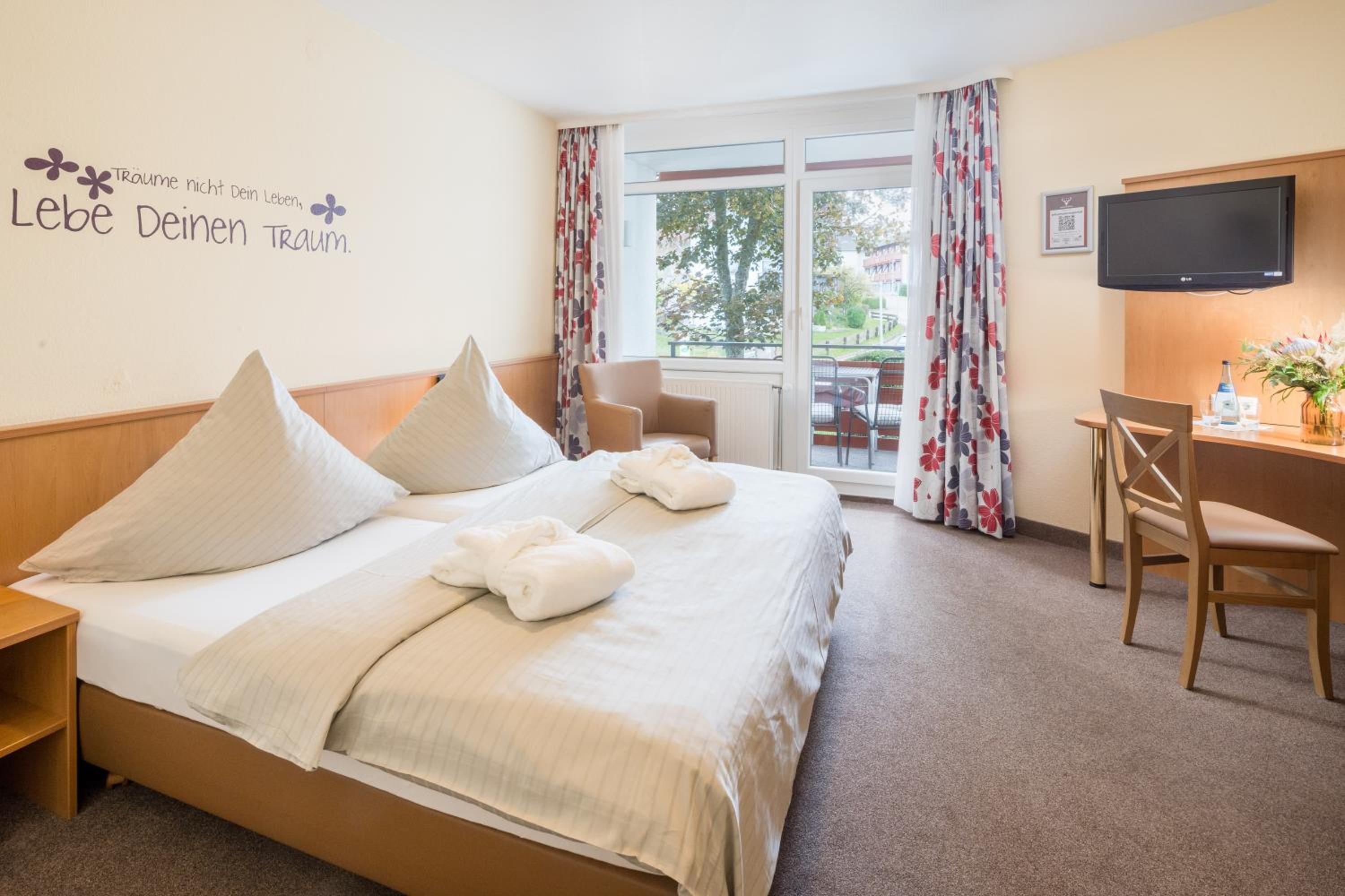 Standard Double Room - Photo 1