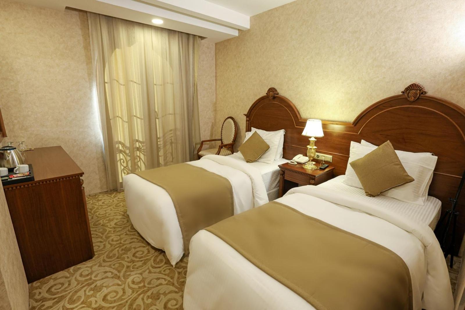 Standard Twin Room - Photo 5