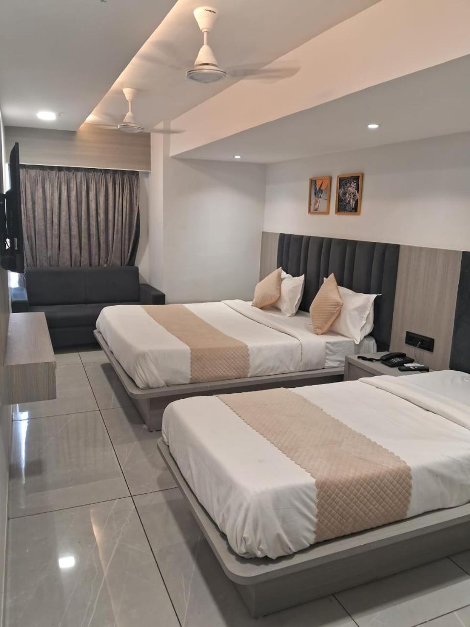 Standard Triple Room - Photo 2