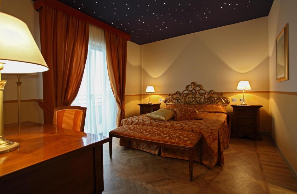 Suite photo 1