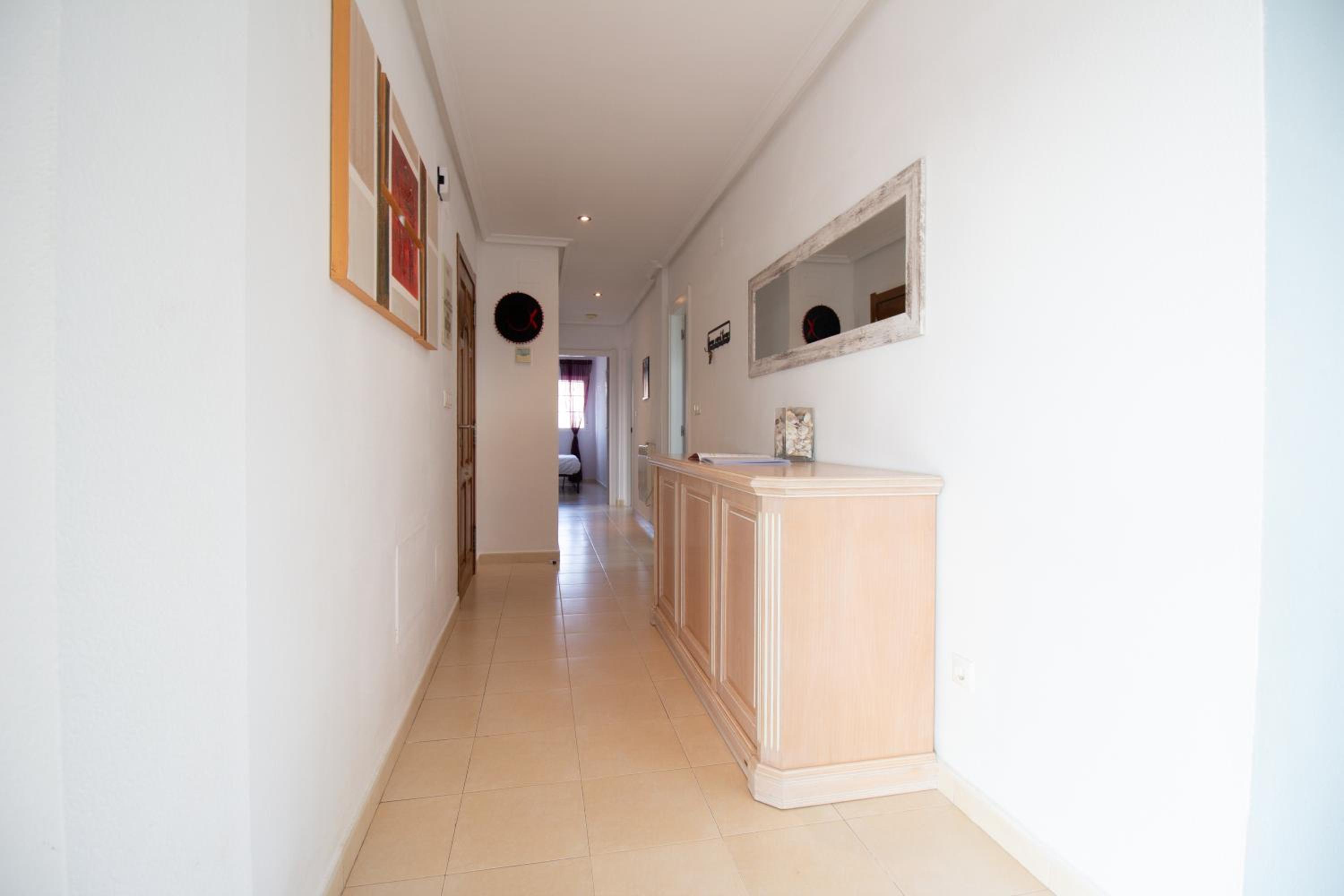 Villa de Tres Habitaciones