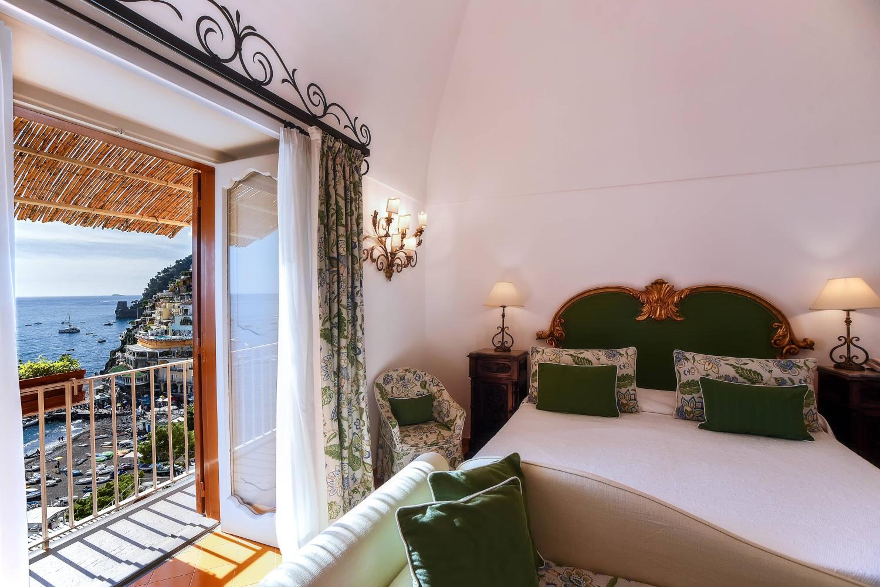 Double Room with Sea View - Photo 3