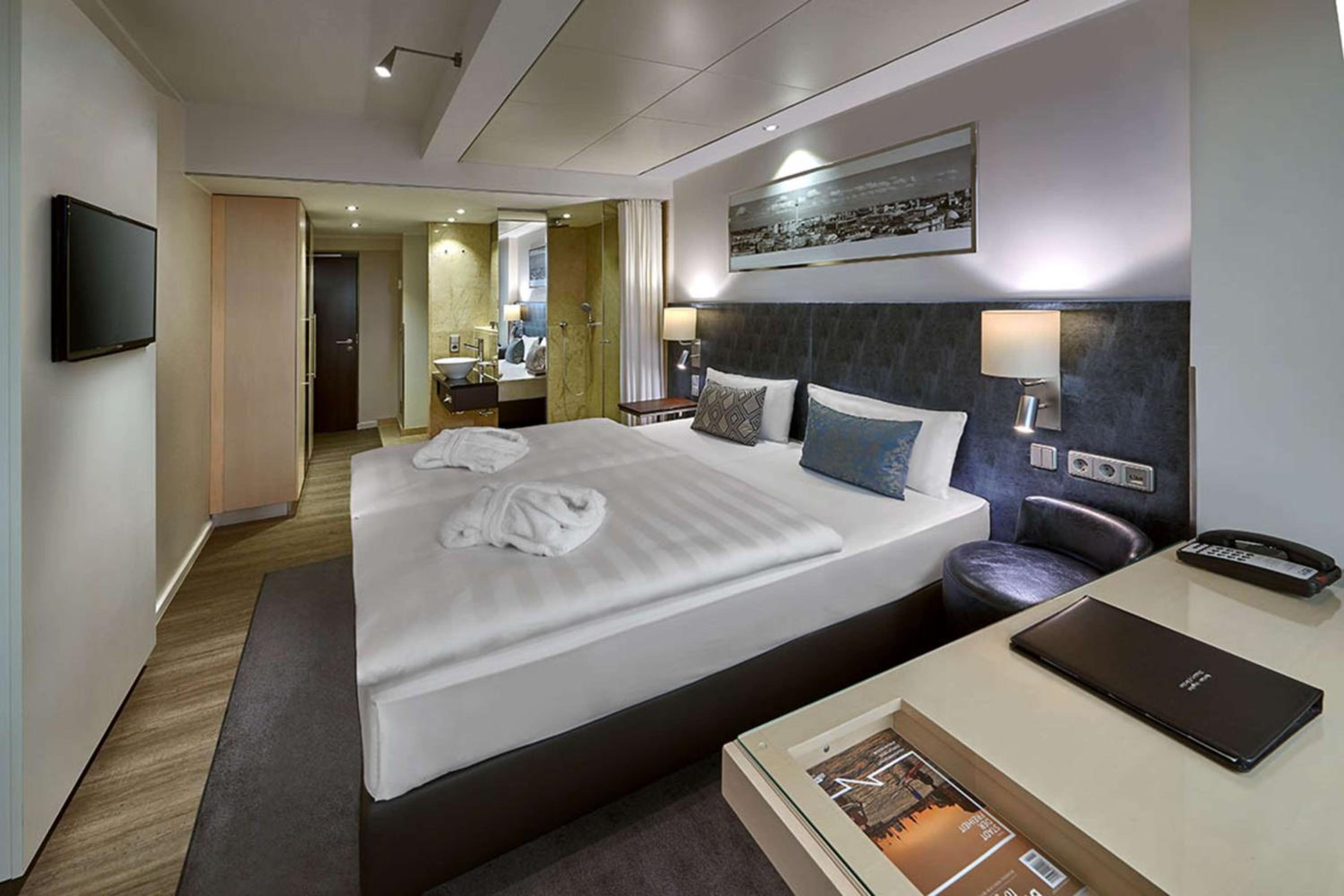 Double Room - Photo 2