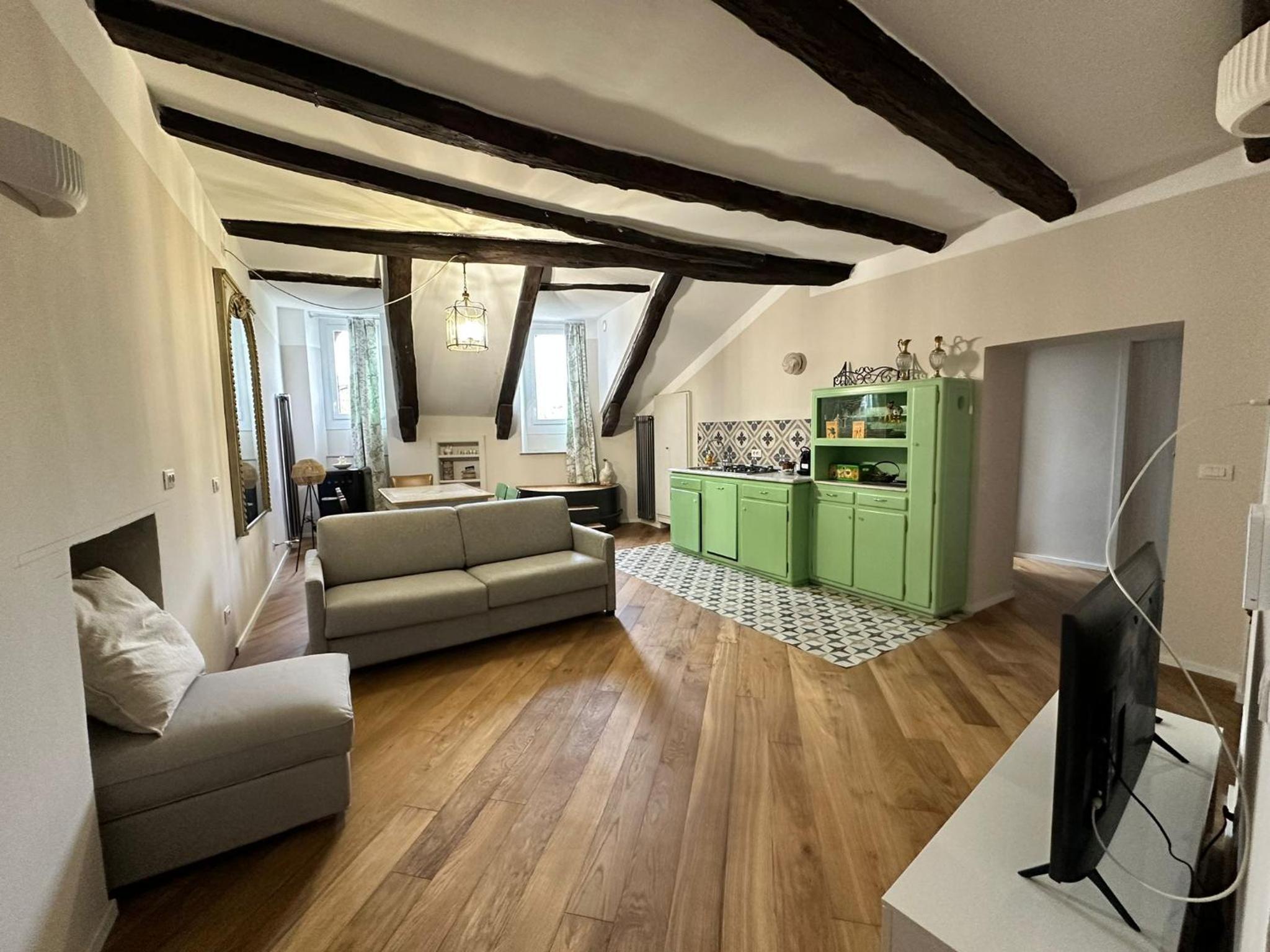 One-Bedroom Apartment