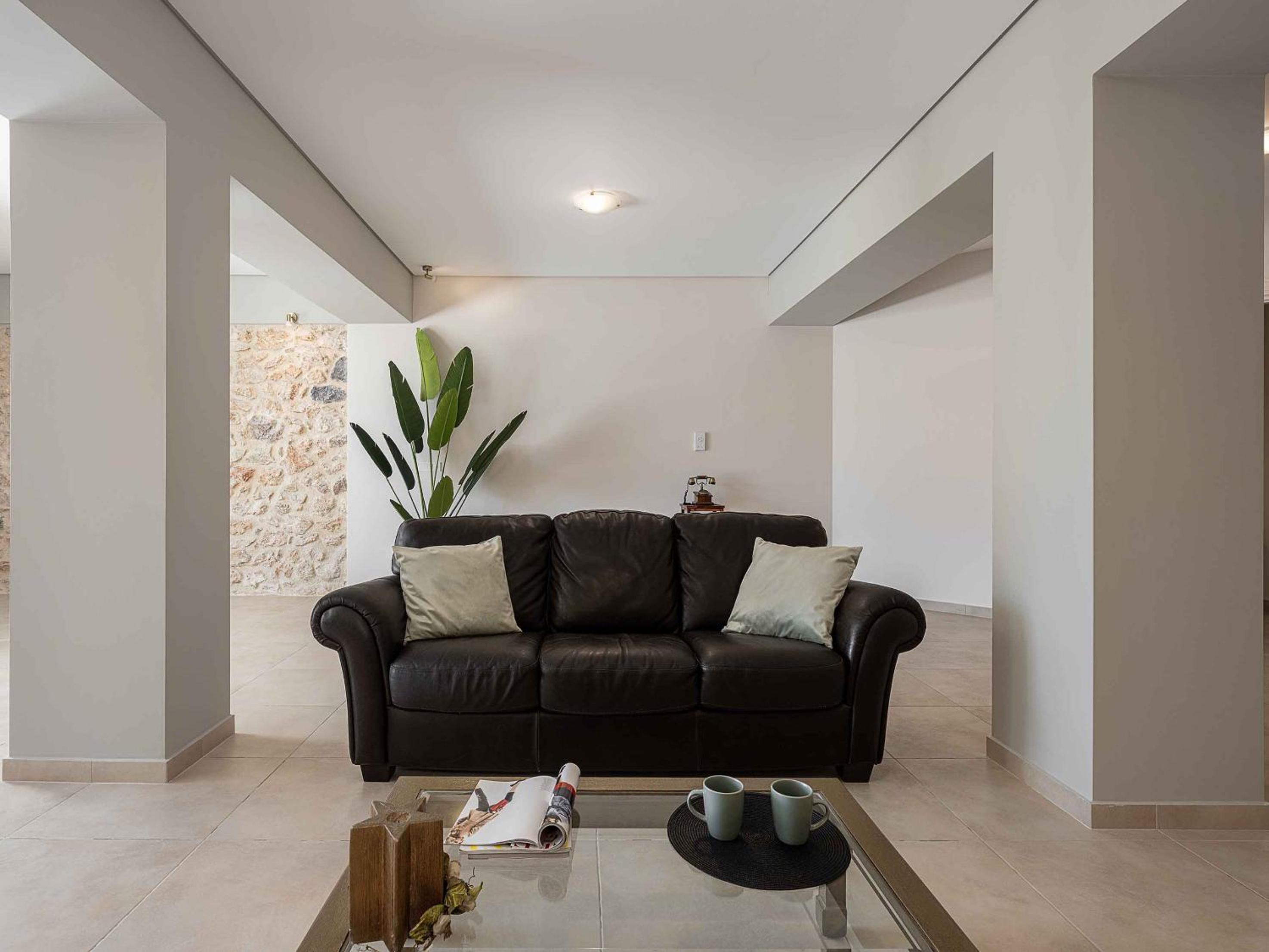 Villa photo 3